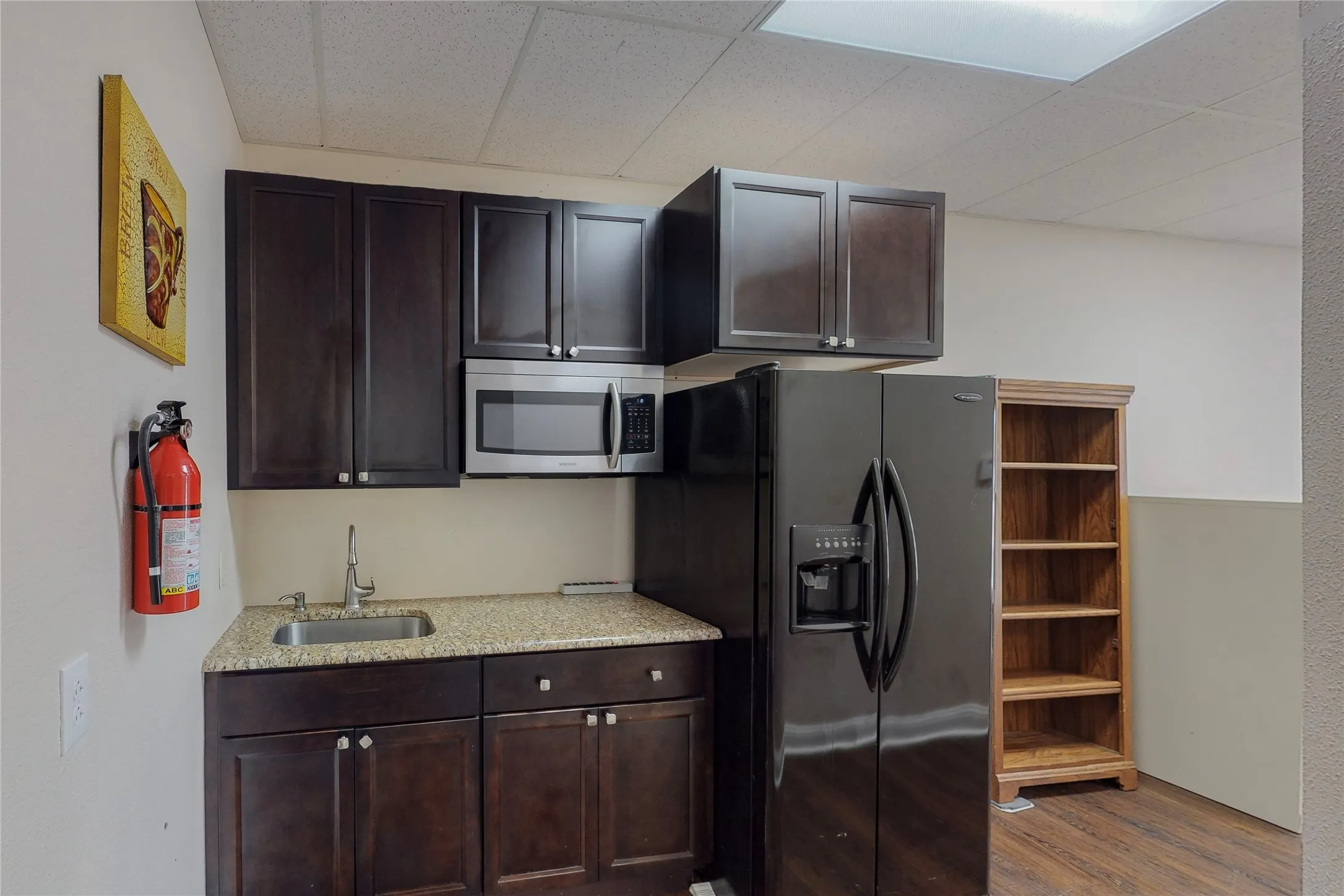 Retail For Rent in Dallas County , 115 W Main Street, Grand Prairie, Texas 75050, 0, 0, Garage spaces, 0 Sqft, built in 1975, mls#21359482, Real Estate Agent in Grand Prairie, Homes For Rent in Dallas county, Homes For Rent in Grand Prairie, Realtor in Grand Prairie Texas, Real Estate Brokerage Independent Realty Texas, Luminita Cordes Realtor