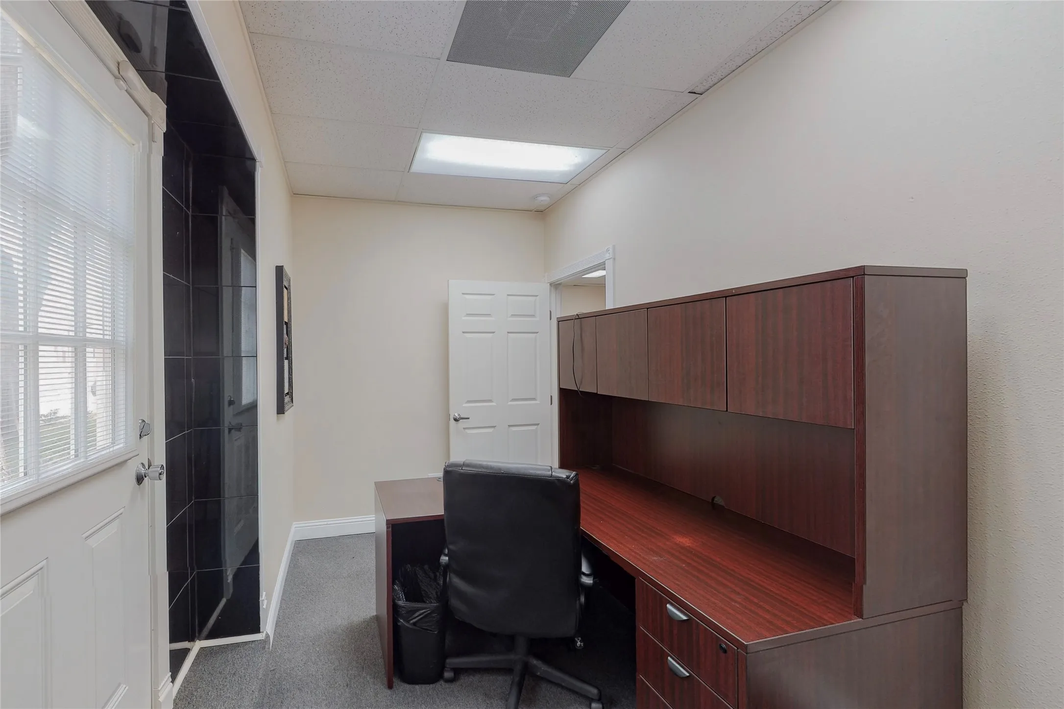 Retail For Rent in Dallas County , 115 W Main Street, Grand Prairie, Texas 75050, 0, 0, Garage spaces, 0 Sqft, built in 1975, mls#21359482, Real Estate Agent in Grand Prairie, Homes For Rent in Dallas county, Homes For Rent in Grand Prairie, Realtor in Grand Prairie Texas, Real Estate Brokerage Independent Realty Texas, Luminita Cordes Realtor