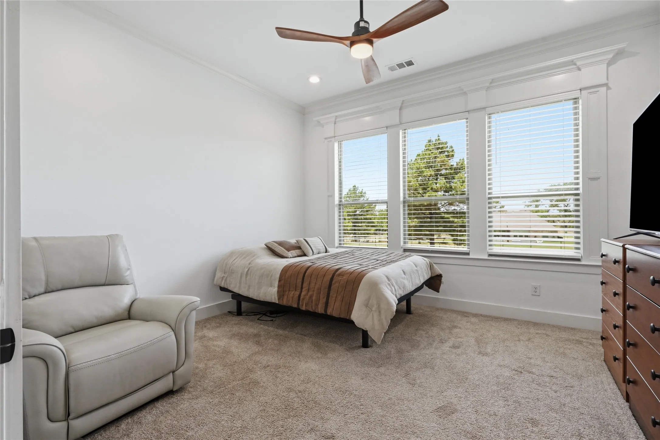 Single Family Residence For Sale in Wise County , 125 County Road 4865, Azle, Texas 76020, 4 Bedroom, 3 Bathroom, 3 Garage spaces, 2,500 Sqft, built in 2023, mls#21358672, Real Estate Agent in Azle, Homes For Sale in Wise county, Homes For Sale in Azle, Realtor in Azle Texas, Real Estate Brokerage Independent Realty Texas, Luminita Cordes Realtor