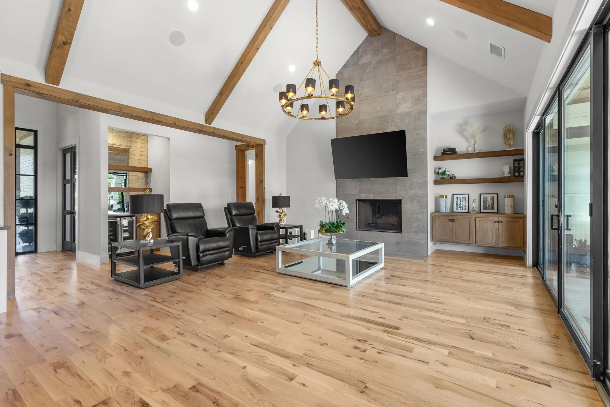 Single Family Residence For Sale in Rockwall County , 217 Bristol Court, Heath, Texas 75032, 4 Bedroom, 5 Bathroom, 3 Garage spaces, 3,287 Sqft, built in 2019, mls#21311730, Real Estate Agent in Heath, Homes For Sale in Rockwall county, Homes For Sale in Heath, Realtor in Heath Texas, Real Estate Brokerage Independent Realty Texas, Luminita Cordes Realtor