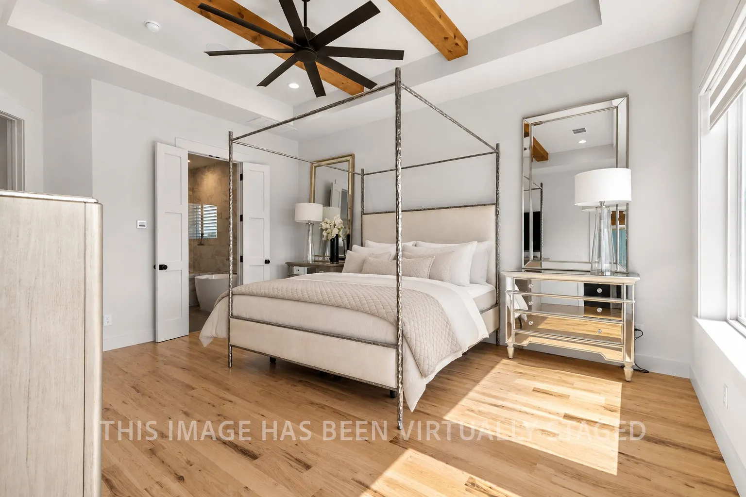 Single Family Residence For Sale in Rockwall County , 217 Bristol Court, Heath, Texas 75032, 4 Bedroom, 5 Bathroom, 3 Garage spaces, 3,287 Sqft, built in 2019, mls#21311730, Real Estate Agent in Heath, Homes For Sale in Rockwall county, Homes For Sale in Heath, Realtor in Heath Texas, Real Estate Brokerage Independent Realty Texas, Luminita Cordes Realtor