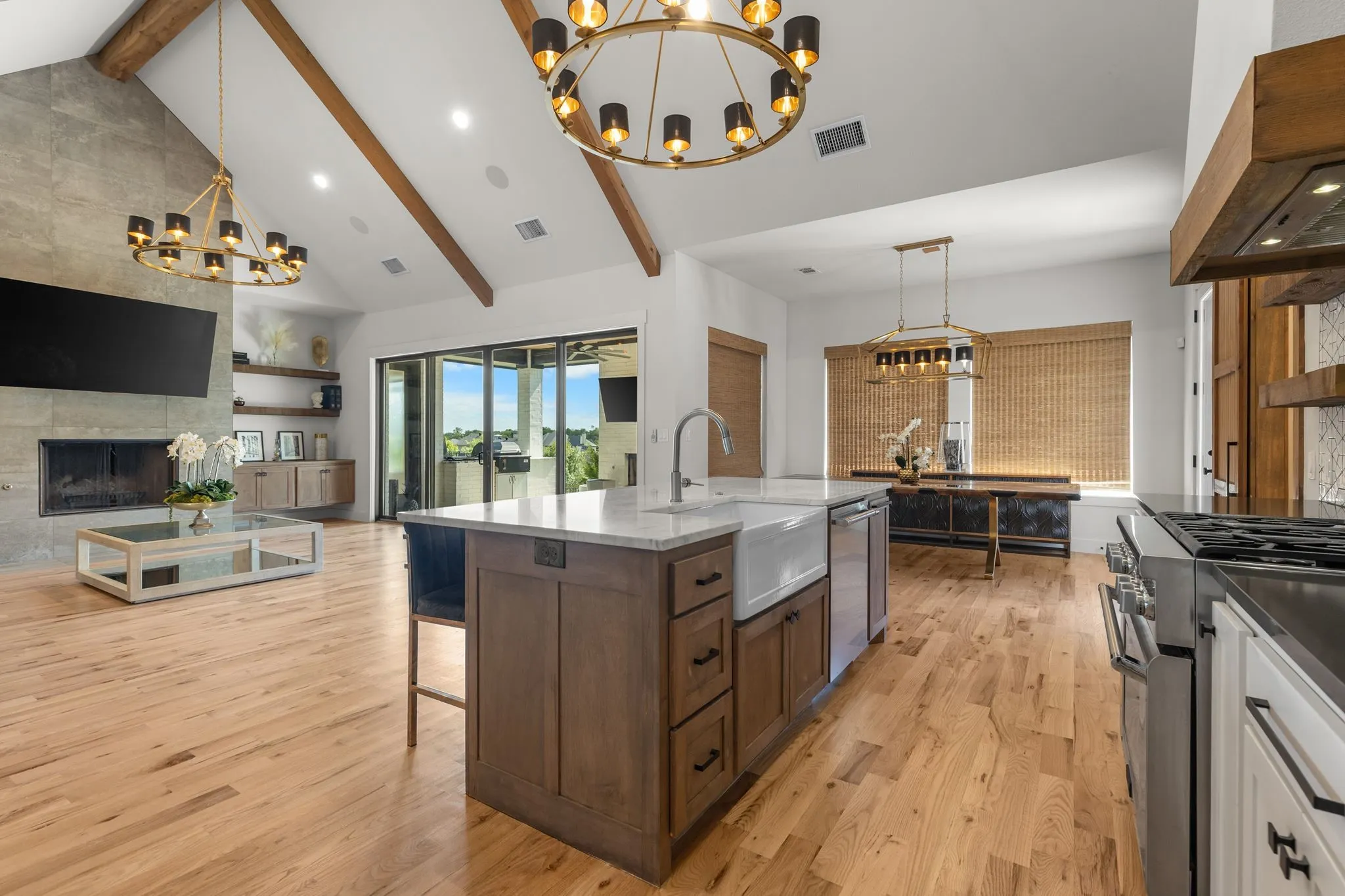 Single Family Residence For Sale in Rockwall County , 217 Bristol Court, Heath, Texas 75032, 4 Bedroom, 5 Bathroom, 3 Garage spaces, 3,287 Sqft, built in 2019, mls#21311730, Real Estate Agent in Heath, Homes For Sale in Rockwall county, Homes For Sale in Heath, Realtor in Heath Texas, Real Estate Brokerage Independent Realty Texas, Luminita Cordes Realtor