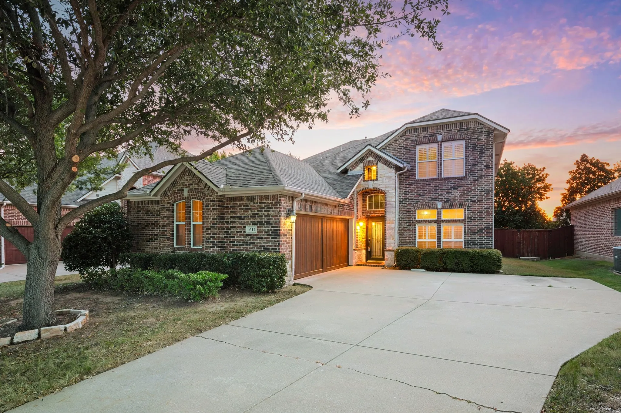 Single Family Residence For Sale in Tarrant County , 611 Goliad Drive, Keller, Texas 76248, 4 Bedroom, 4 Bathroom, 2 Garage spaces, 2,695 Sqft, built in 2003, mls#21355997, Real Estate Agent in Keller, Homes For Sale in Tarrant county, Homes For Sale in Keller, Realtor in Keller Texas, Real Estate Brokerage Independent Realty Texas, Luminita Cordes Realtor