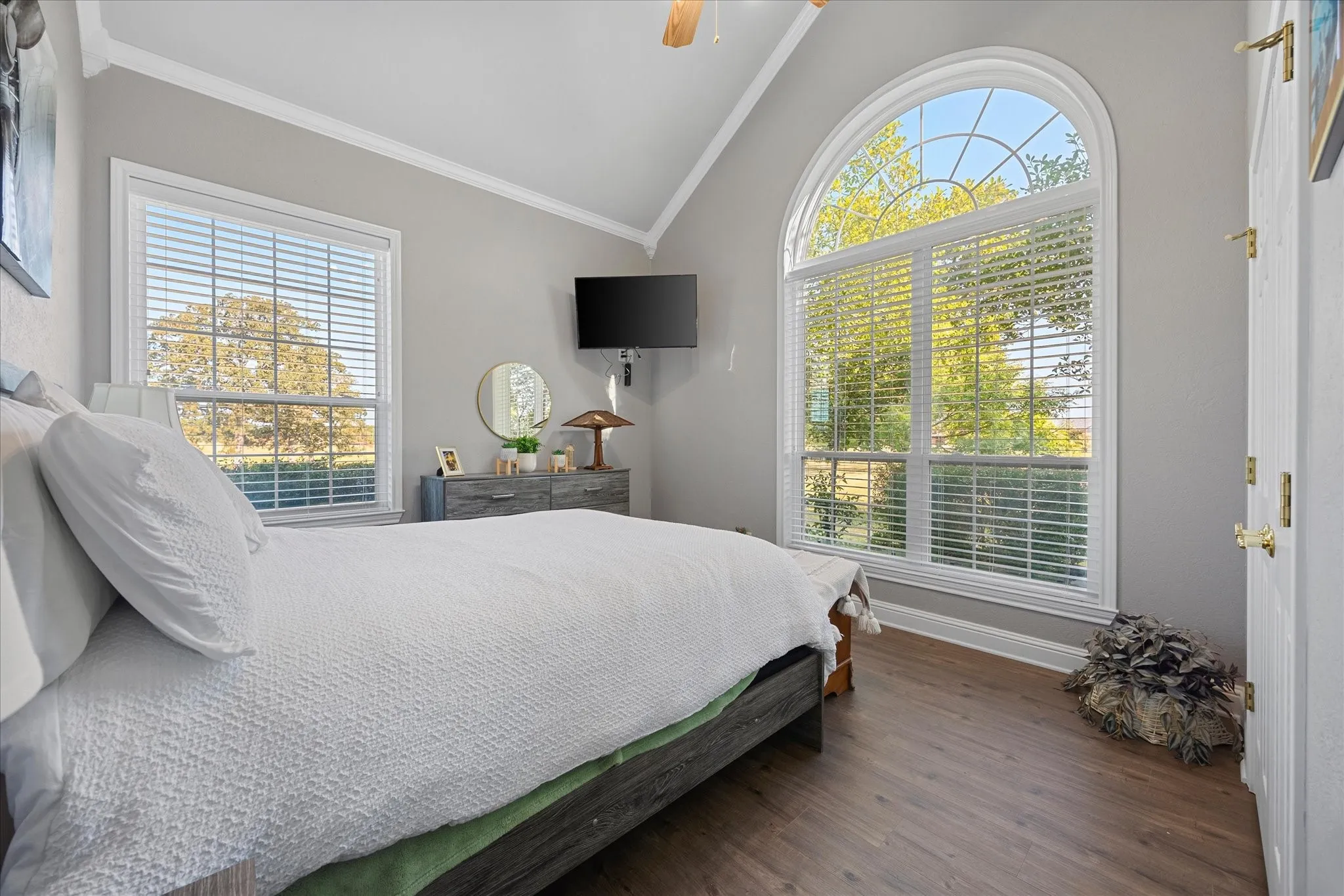 Single Family Residence For Sale in Rains County , 351 Rs County Road 3378, Emory, Texas 75440, 4 Bedroom, 3 Bathroom, 3 Garage spaces, 4,356 Sqft, built in 2006, mls#21359428, Real Estate Agent in Emory, Homes For Sale in Rains county, Homes For Sale in Emory, Realtor in Emory Texas, Real Estate Brokerage Independent Realty Texas, Luminita Cordes Realtor