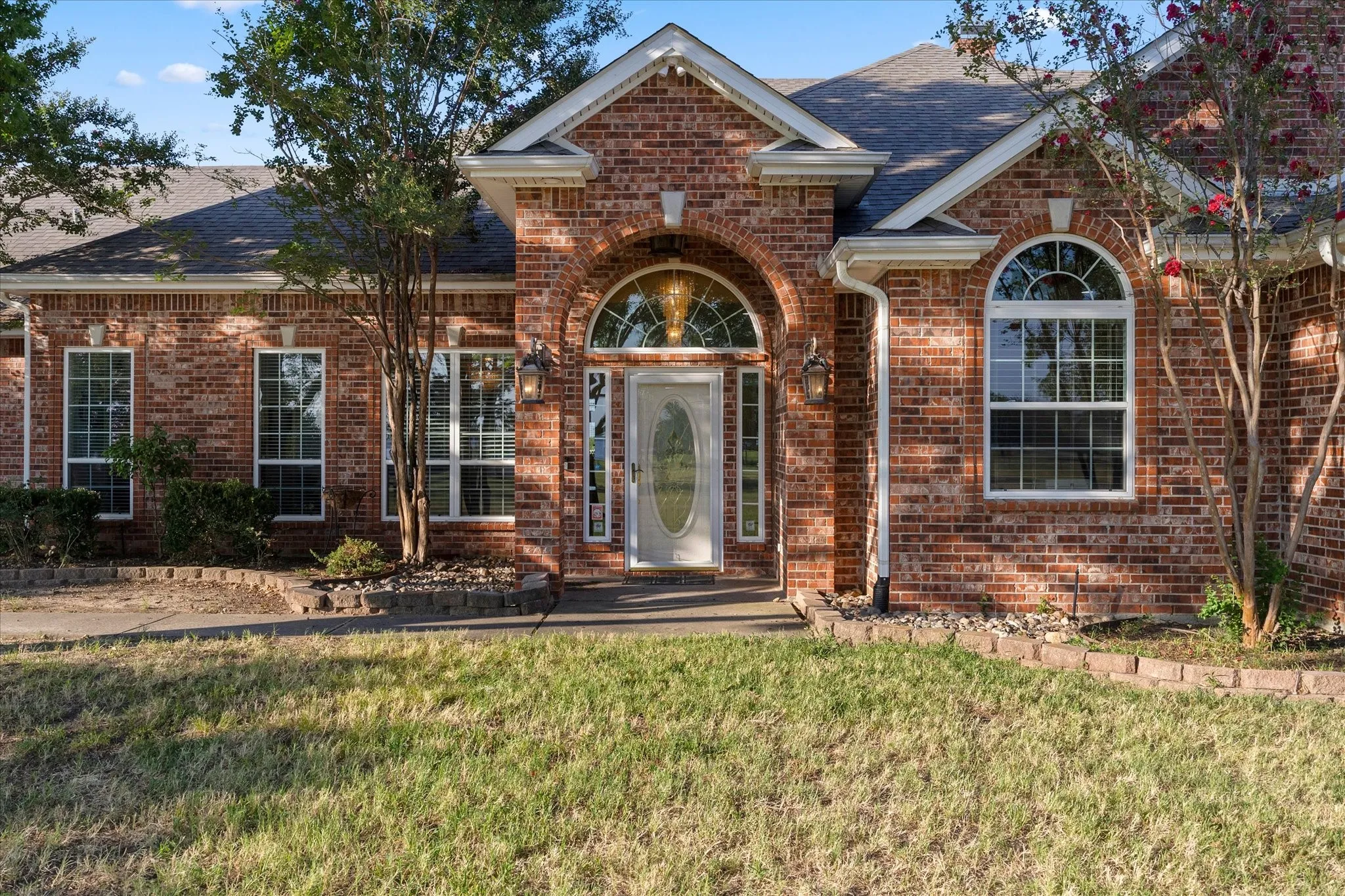 Single Family Residence For Sale in Rains County , 351 Rs County Road 3378, Emory, Texas 75440, 4 Bedroom, 3 Bathroom, 3 Garage spaces, 4,356 Sqft, built in 2006, mls#21359428, Real Estate Agent in Emory, Homes For Sale in Rains county, Homes For Sale in Emory, Realtor in Emory Texas, Real Estate Brokerage Independent Realty Texas, Luminita Cordes Realtor