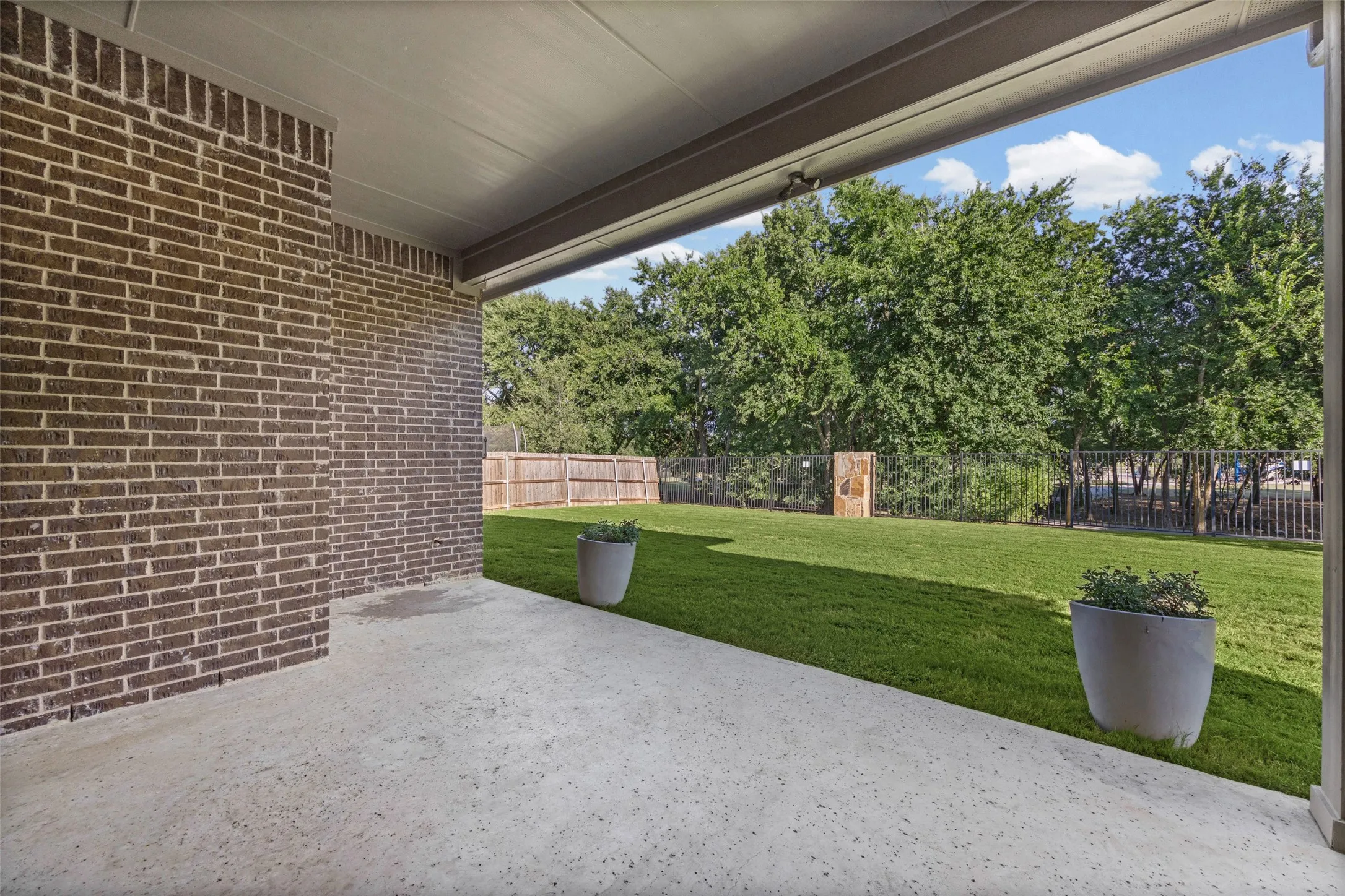 Huge covered patio