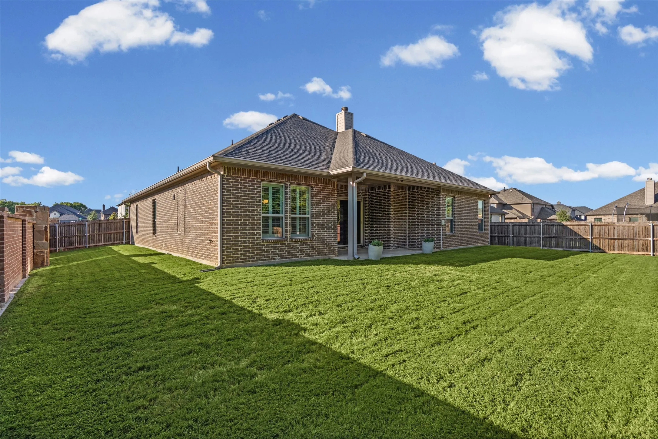 Huge backyard for entertaining