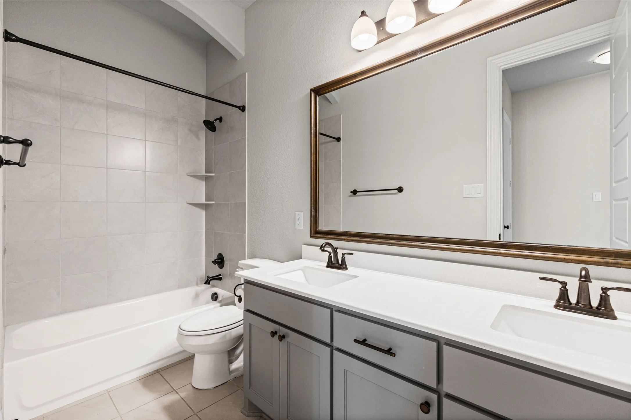 Hall bathroom near bedrooms 2 and 3
