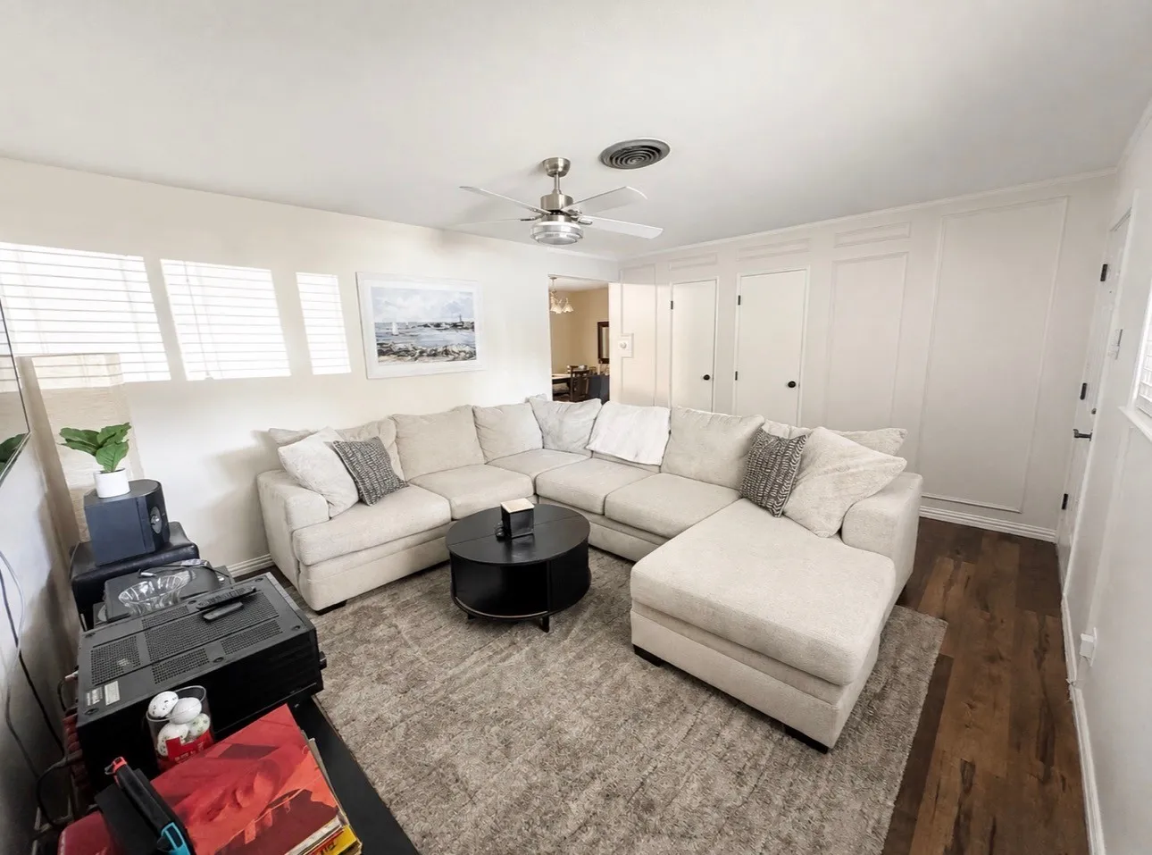 Single Family Residence For Sale in Tarrant County , 1109 Benbrook Terrace, Benbrook, Texas 76126, 3 Bedroom, 2 Bathroom, 1 Garage spaces, 1,155 Sqft, built in 1961, mls#21359160, Real Estate Agent in Benbrook, Homes For Sale in Tarrant county, Homes For Sale in Benbrook, Realtor in Benbrook Texas, Real Estate Brokerage Independent Realty Texas, Luminita Cordes Realtor