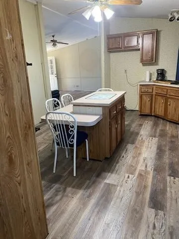 Mobile Home For Sale in Rains County , 548 E US Highway 69, Point, Texas 75472, 3 Bedroom, 2 Bathroom, Garage spaces, 1,200 Sqft, built in 2001, Price $190,000, mls#21359528, Real Estate Agent in Point, Homes For Sale in Rains county, Homes For Sale in Point, Realtor in Point Texas, Real Estate Brokerage Independent Realty Texas, Luminita Cordes Realtor