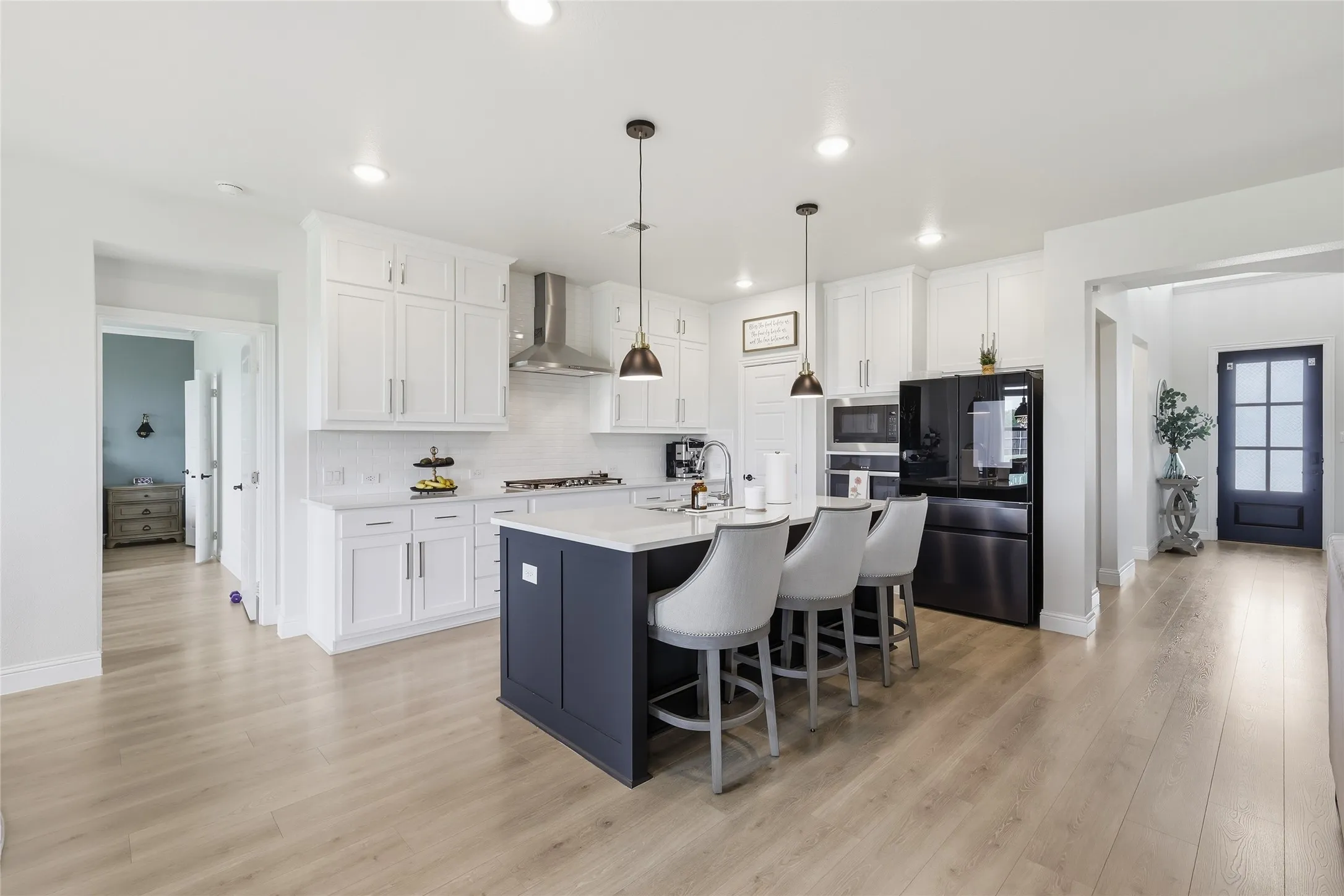 Single Family Residence For Rent in Grayson County , 1422 Shaker Hills Road, Gunter, Texas 75058, 4 Bedroom, 3 Bathroom, 2 Garage spaces, 3,154 Sqft, built in 2021, mls#21358384, Real Estate Agent in Gunter, Homes For Rent in Grayson county, Homes For Rent in Gunter, Realtor in Gunter Texas, Real Estate Brokerage Independent Realty Texas, Luminita Cordes Realtor