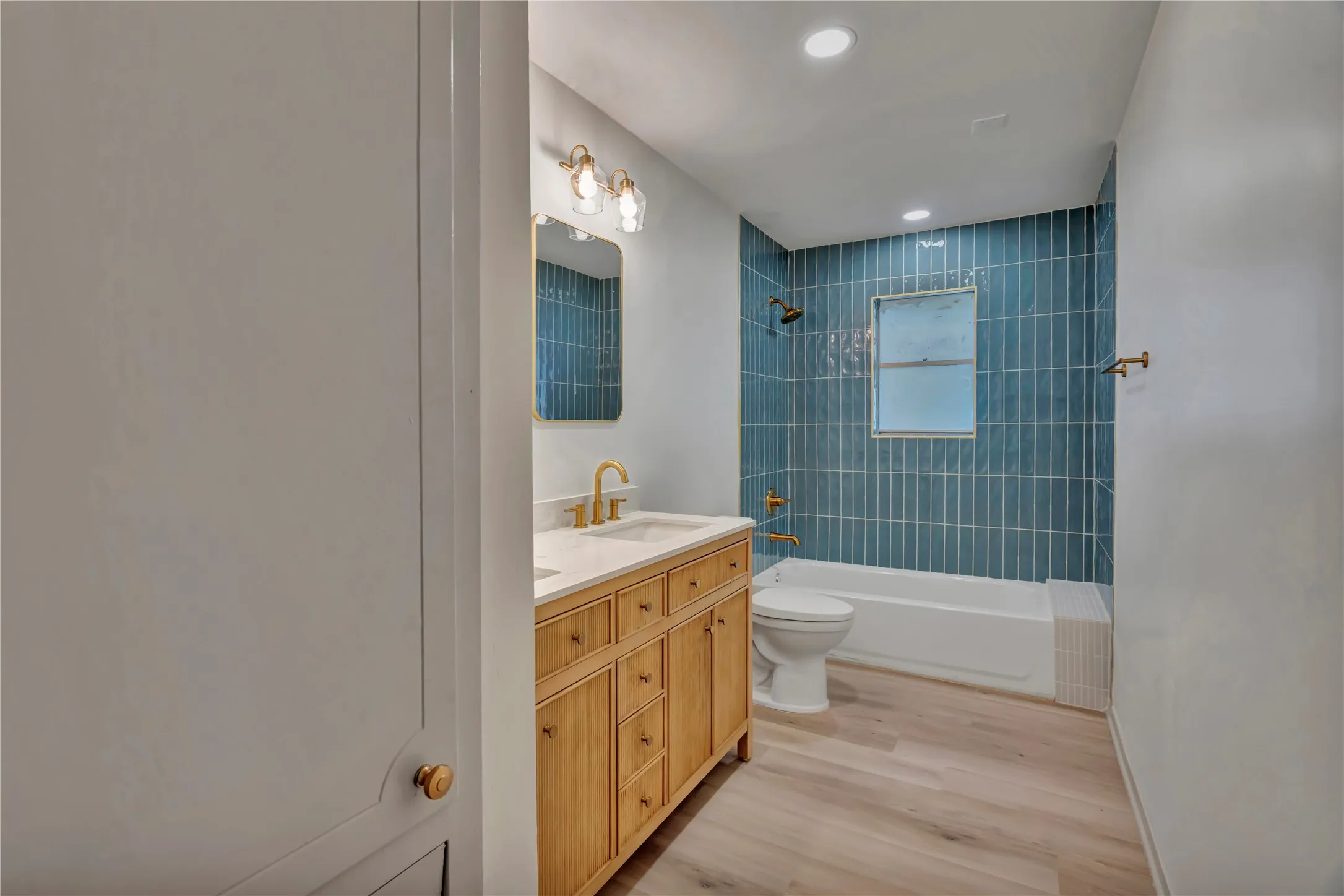 Single Family Residence For Sale in Parker County , 601 State Street, Weatherford, Texas 76086, 4 Bedroom, 2 Bathroom, 2 Garage spaces, 1,593 Sqft, built in 1968, mls#21356490, Real Estate Agent in Weatherford, Homes For Sale in Parker county, Homes For Sale in Weatherford, Realtor in Weatherford Texas, Real Estate Brokerage Independent Realty Texas, Luminita Cordes Realtor