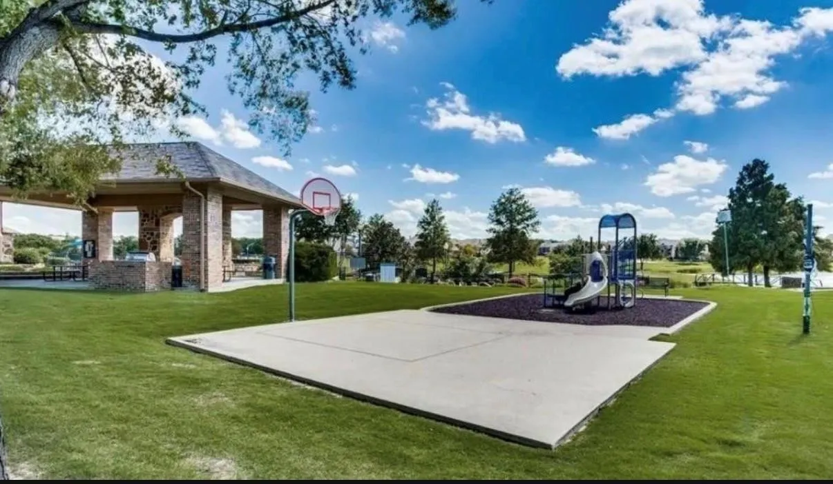 Hoops and Volleyball players can be found here.
