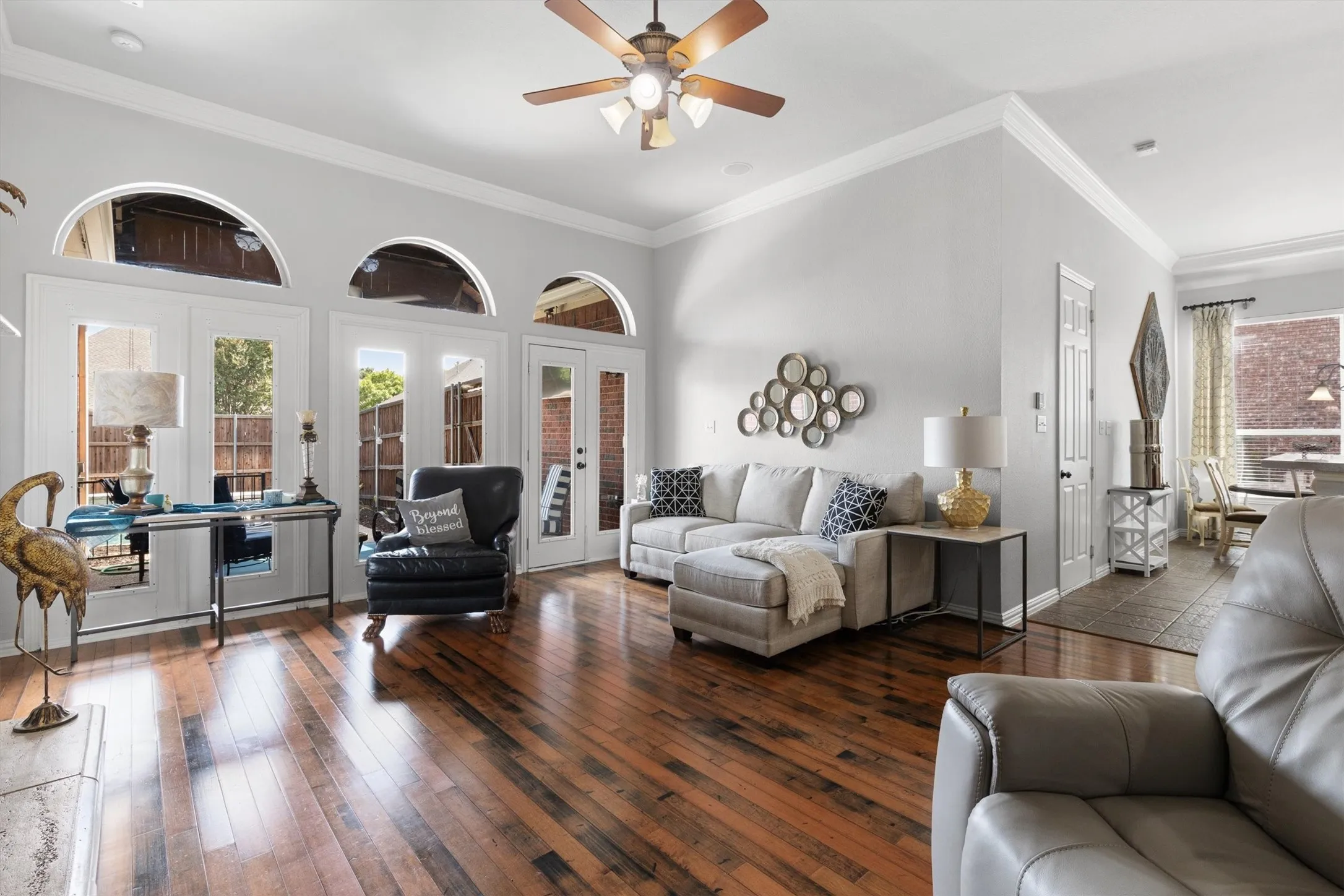 Single Family Residence For Sale in Denton County , 3679 Patriot Drive, Frisco, Texas 75034, 4 Bedroom, 3 Bathroom, 2 Garage spaces, 2,616 Sqft, built in 2002, mls#21357846, Real Estate Agent in Frisco, Homes For Sale in Denton county, Homes For Sale in Frisco, Realtor in Frisco Texas, Real Estate Brokerage Independent Realty Texas, Luminita Cordes Realtor