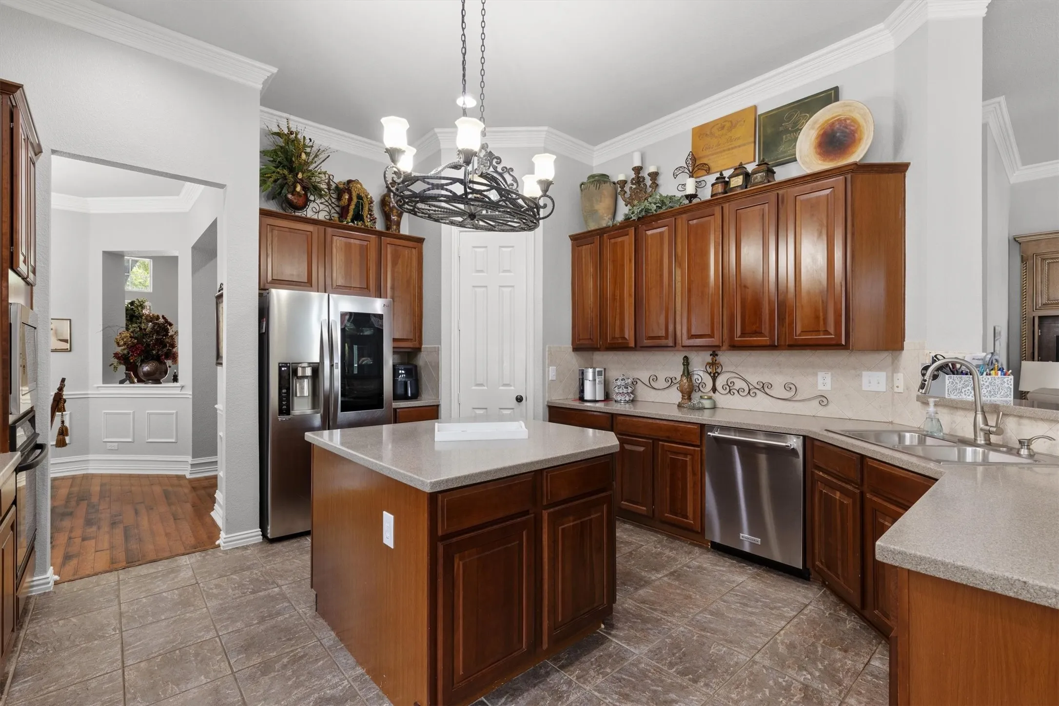 Single Family Residence For Sale in Denton County , 3679 Patriot Drive, Frisco, Texas 75034, 4 Bedroom, 3 Bathroom, 2 Garage spaces, 2,616 Sqft, built in 2002, mls#21357846, Real Estate Agent in Frisco, Homes For Sale in Denton county, Homes For Sale in Frisco, Realtor in Frisco Texas, Real Estate Brokerage Independent Realty Texas, Luminita Cordes Realtor