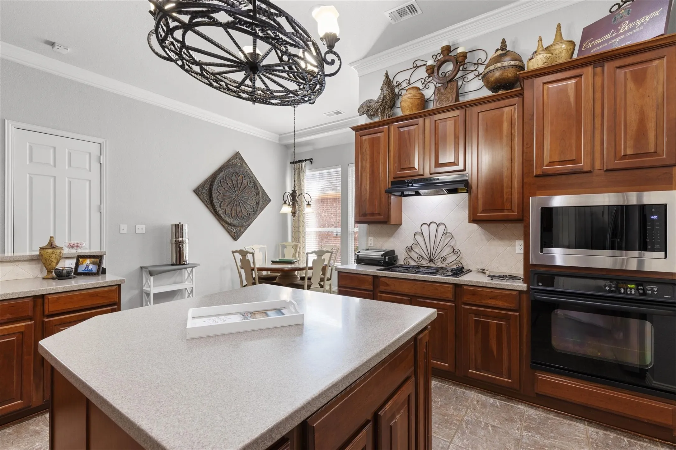 Single Family Residence For Sale in Denton County , 3679 Patriot Drive, Frisco, Texas 75034, 4 Bedroom, 3 Bathroom, 2 Garage spaces, 2,616 Sqft, built in 2002, mls#21357846, Real Estate Agent in Frisco, Homes For Sale in Denton county, Homes For Sale in Frisco, Realtor in Frisco Texas, Real Estate Brokerage Independent Realty Texas, Luminita Cordes Realtor