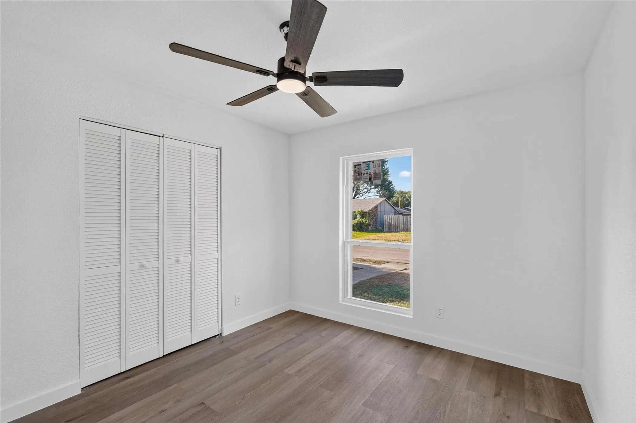 Single Family Residence For Sale in Dallas County , 3045 Villa Sur Trail, Dallas, Texas 75228, 3 Bedroom, 2 Bathroom, 2 Garage spaces, 1,674 Sqft, built in 1980, mls#21359443, Real Estate Agent in Dallas, Homes For Sale in Dallas county, Homes For Sale in Dallas, Realtor in Dallas Texas, Real Estate Brokerage Independent Realty Texas, Luminita Cordes Realtor