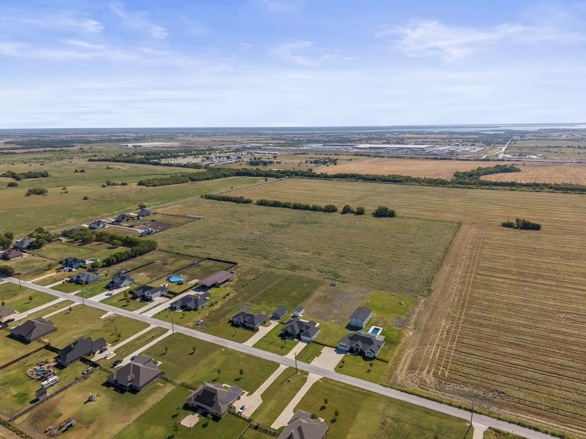 Expansive land parcel offering potential for development