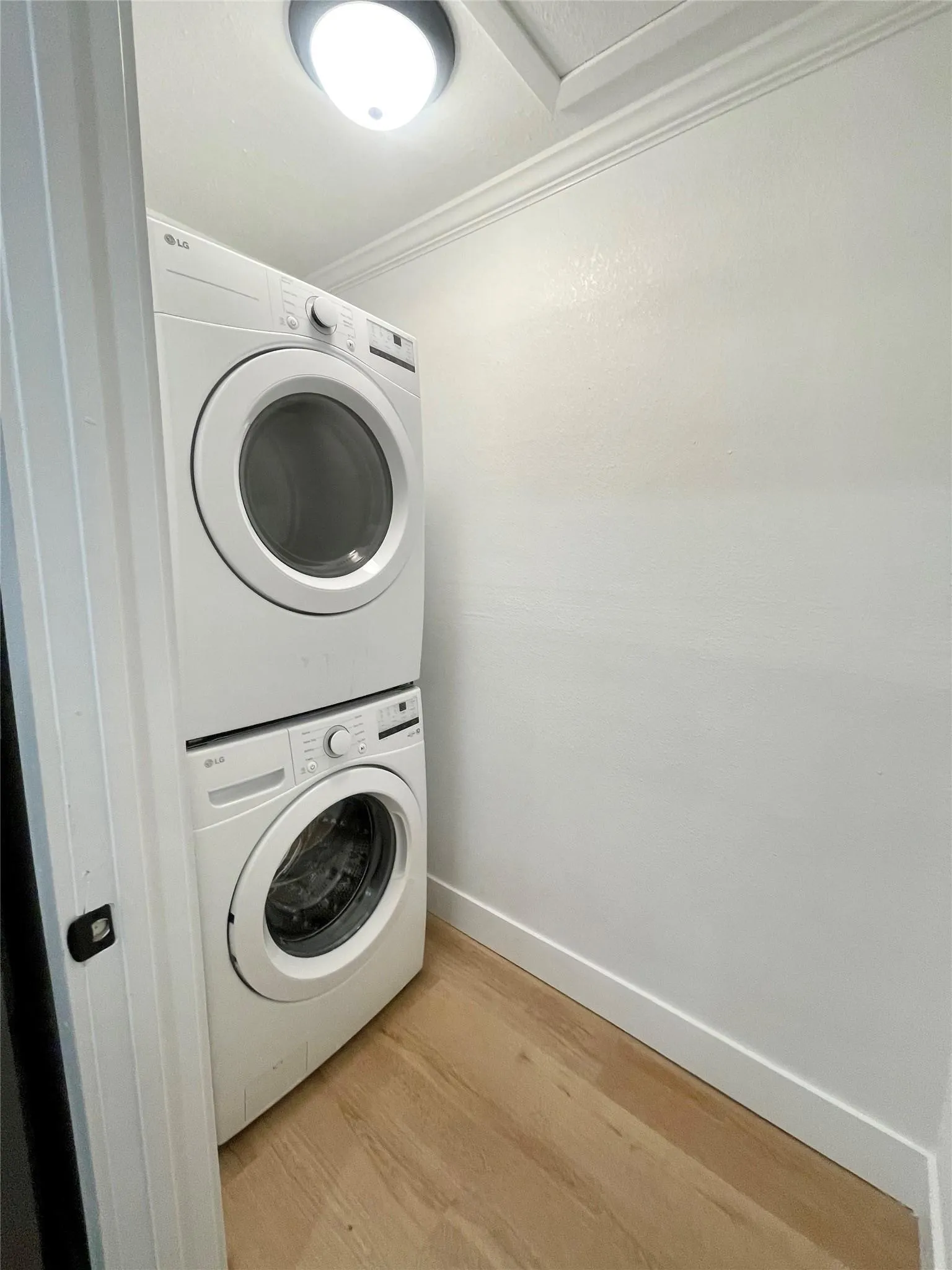 Duplex For Rent in Collin County , 515 Maple Street, Farmersville, Texas 75442, 2 Bedroom, 1 Bathroom, Garage spaces, 1,000 Sqft, built in 1970, mls#21359555, Real Estate Agent in Farmersville, Homes For Rent in Collin county, Homes For Rent in Farmersville, Realtor in Farmersville Texas, Real Estate Brokerage Independent Realty Texas, Luminita Cordes Realtor