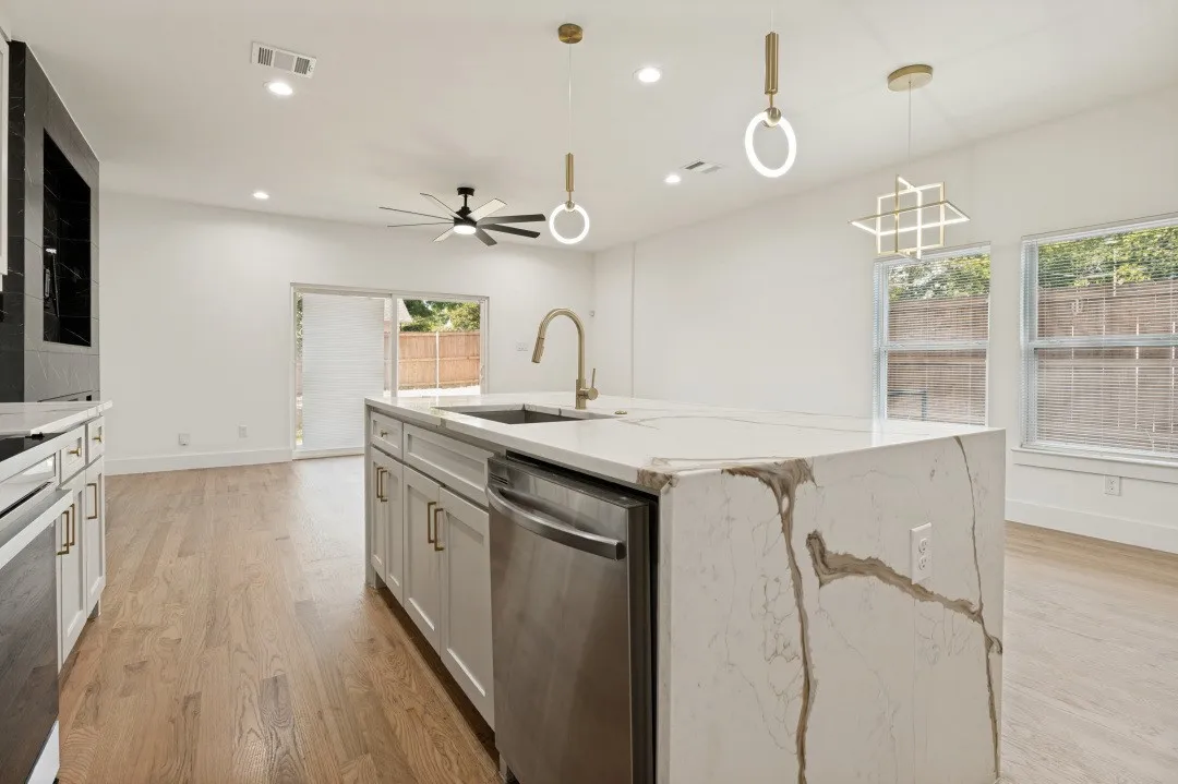 Single Family Residence For Rent in Dallas County , 3728 Mount Ranier Street, Dallas, Texas 75211, 3 Bedroom, 3 Bathroom, 2 Garage spaces, 3,894 Sqft, built in 2024, Price $2,800, mls#21359552, Real Estate Agent in Dallas, Homes For Rent in Dallas county, Homes For Rent in Dallas, Realtor in Dallas Texas, Real Estate Brokerage Independent Realty Texas, Luminita Cordes Realtor