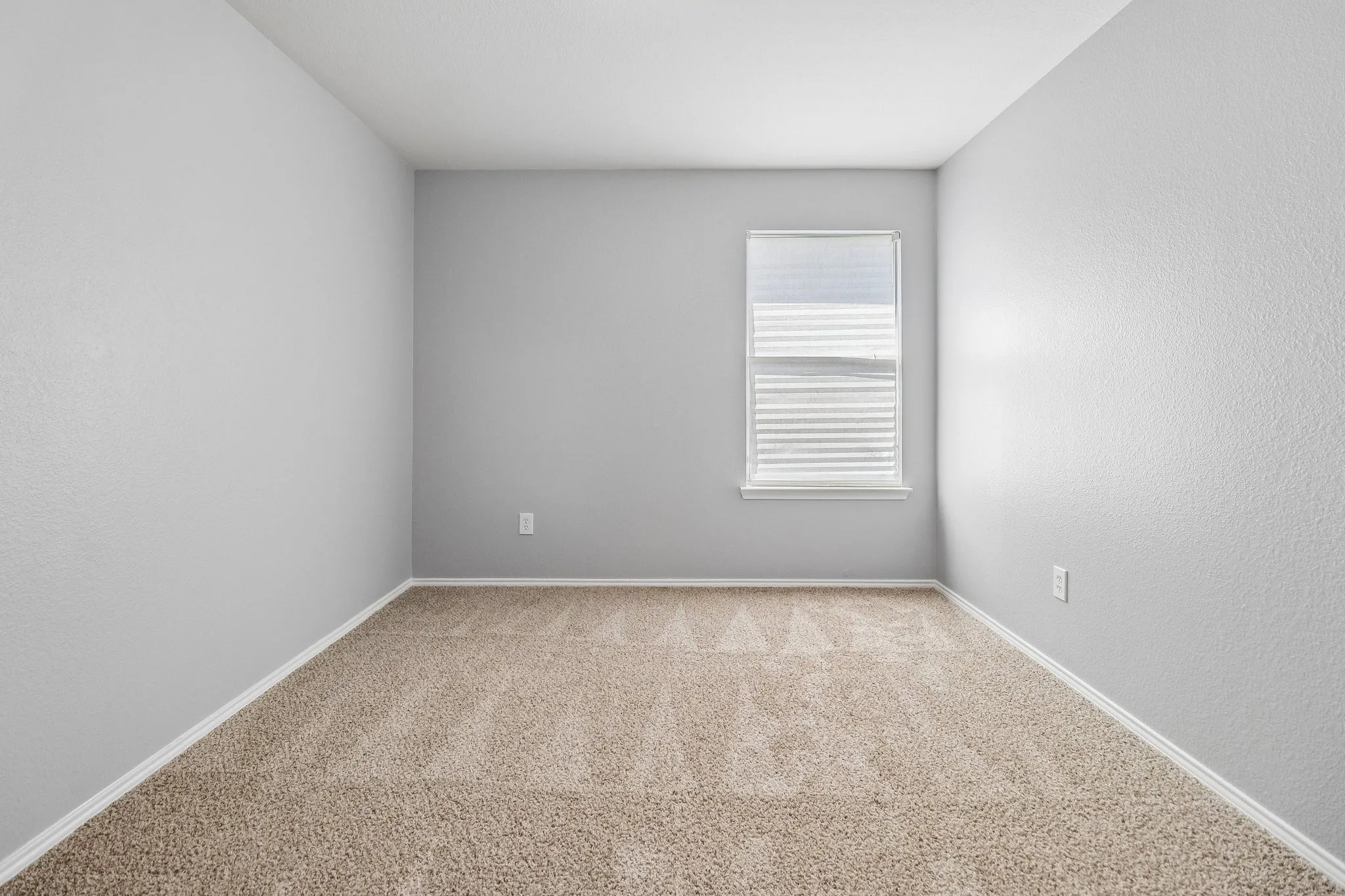 Single Family Residence For Sale in Tarrant County , 7905 Decoy Drive, Arlington, Texas 76002, 3 Bedroom, 2 Bathroom, 2 Garage spaces, 2,085 Sqft, built in 2004, mls#21358385, Real Estate Agent in Arlington, Homes For Sale in Tarrant county, Homes For Sale in Arlington, Realtor in Arlington Texas, Real Estate Brokerage Independent Realty Texas, Luminita Cordes Realtor