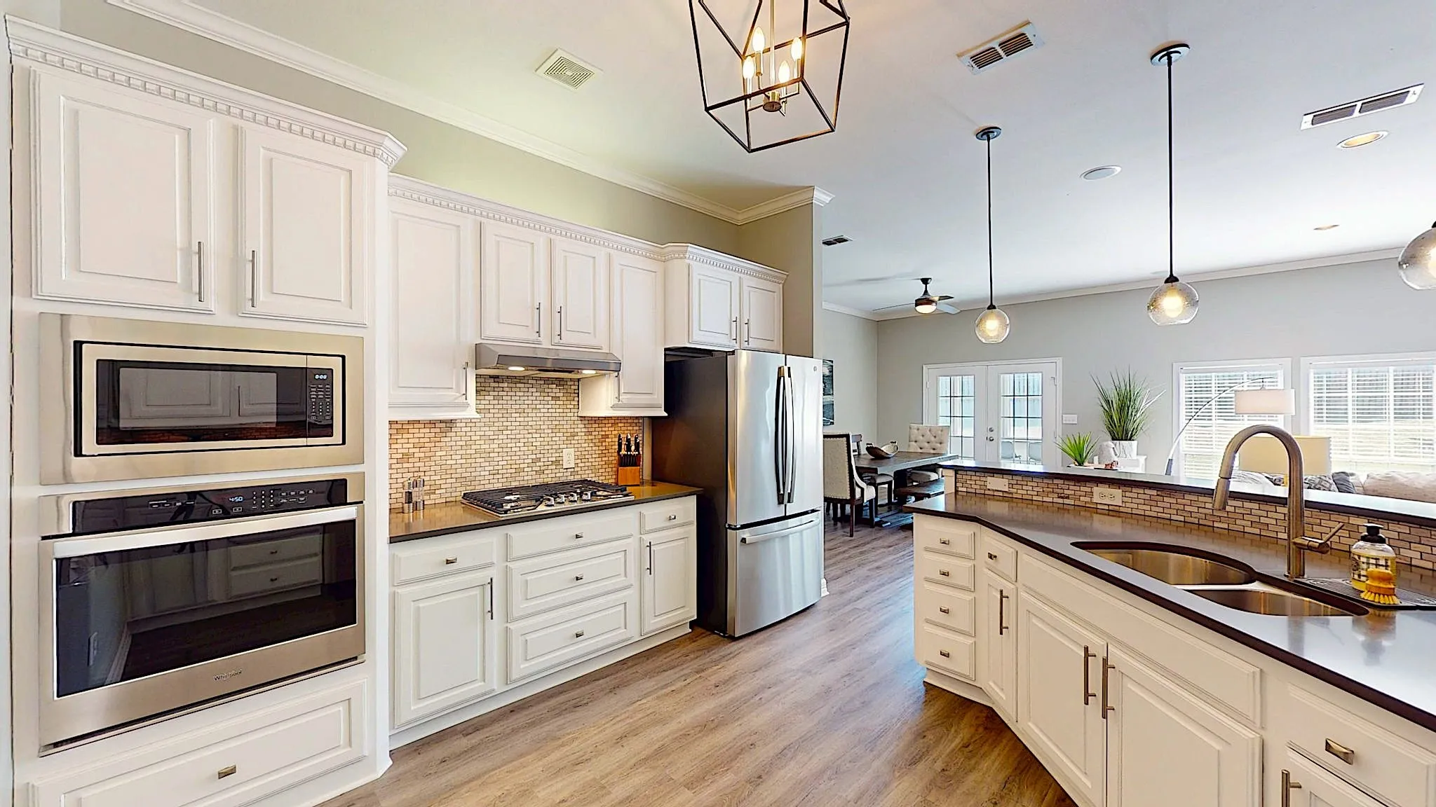 Completely updated new appliances,sink,counters, backsplash,paint and hdwre.