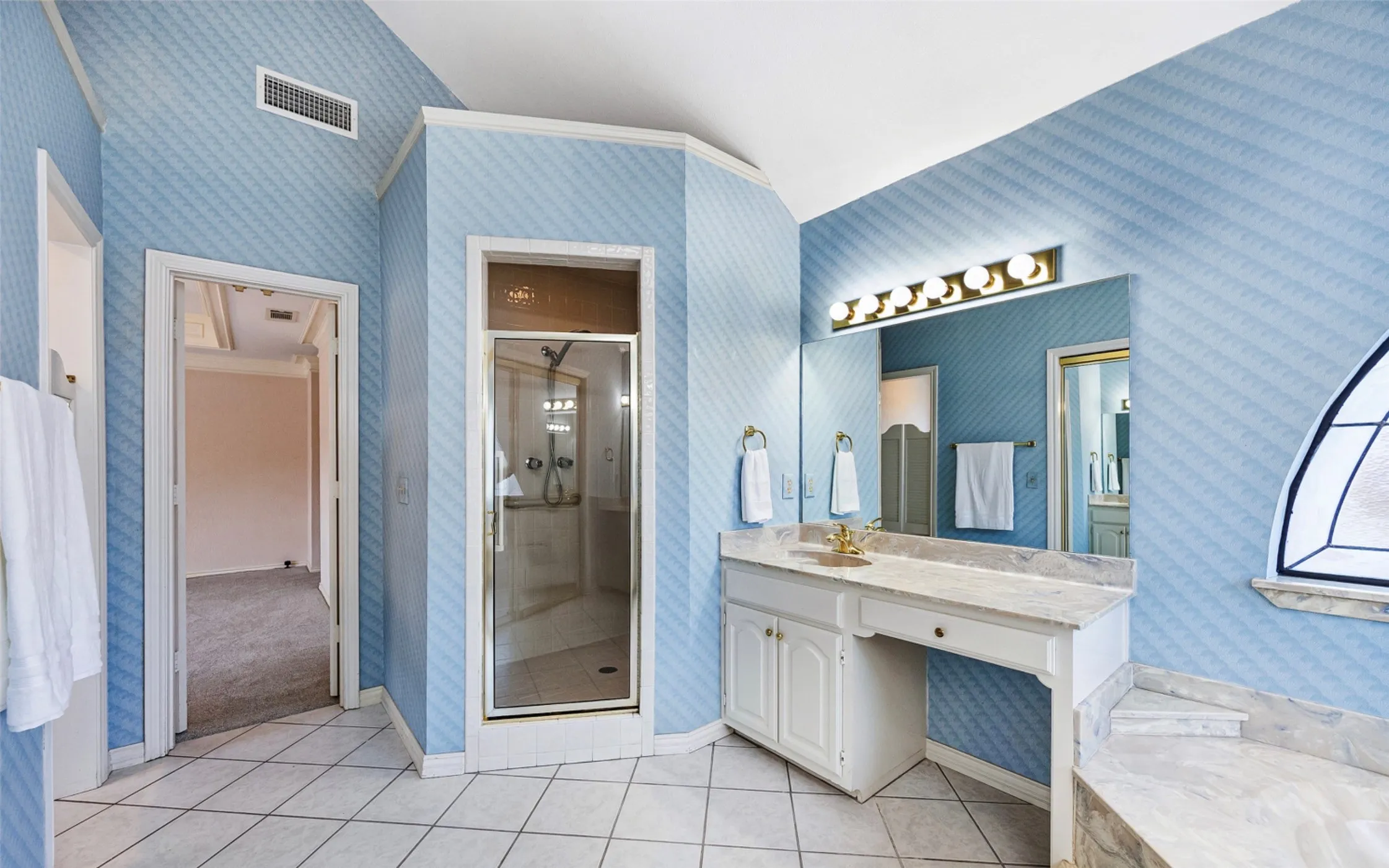 Single Family Residence For Sale in Collin County , 509 Rustic Place, Wylie, Texas 75098, 3 Bedroom, 2 Bathroom, 2 Garage spaces, 2,086 Sqft, built in 1986, mls#21350172, Real Estate Agent in Wylie, Homes For Sale in Collin county, Homes For Sale in Wylie, Realtor in Wylie Texas, Real Estate Brokerage Independent Realty Texas, Luminita Cordes Realtor