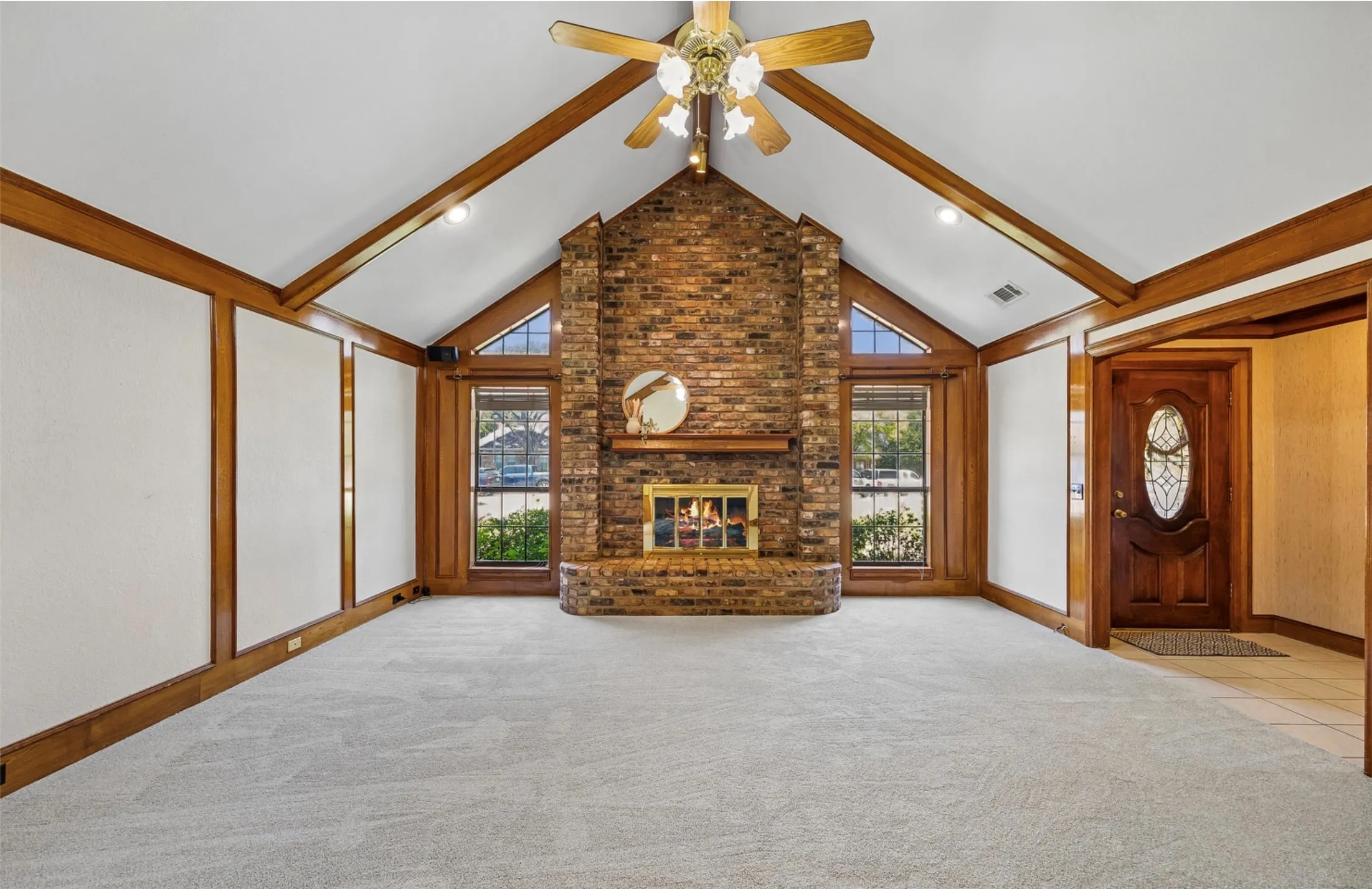 Single Family Residence For Sale in Collin County , 509 Rustic Place, Wylie, Texas 75098, 3 Bedroom, 2 Bathroom, 2 Garage spaces, 2,086 Sqft, built in 1986, mls#21350172, Real Estate Agent in Wylie, Homes For Sale in Collin county, Homes For Sale in Wylie, Realtor in Wylie Texas, Real Estate Brokerage Independent Realty Texas, Luminita Cordes Realtor