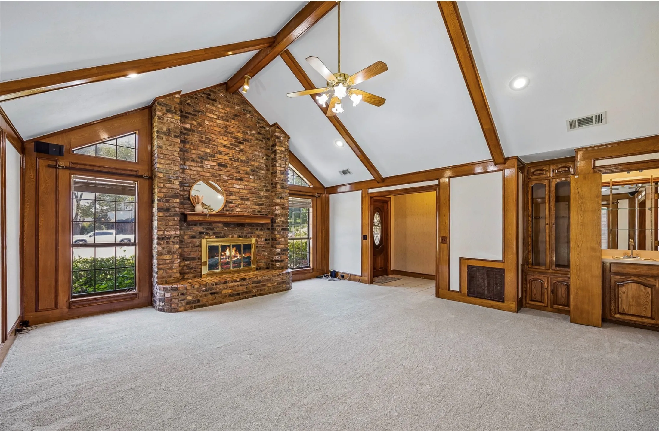 Single Family Residence For Sale in Collin County , 509 Rustic Place, Wylie, Texas 75098, 3 Bedroom, 2 Bathroom, 2 Garage spaces, 2,086 Sqft, built in 1986, mls#21350172, Real Estate Agent in Wylie, Homes For Sale in Collin county, Homes For Sale in Wylie, Realtor in Wylie Texas, Real Estate Brokerage Independent Realty Texas, Luminita Cordes Realtor