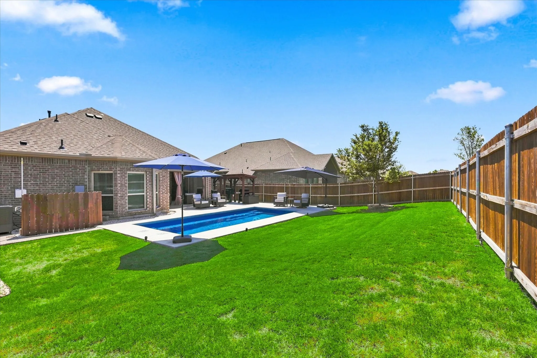 Single Family Residence For Sale in Ellis County , 1863 Silver Birch Road, Waxahachie, Texas 75165, 4 Bedroom, 3 Bathroom, 2 Garage spaces, 2,460 Sqft, built in 2024, mls#21357076, Real Estate Agent in Waxahachie, Homes For Sale in Ellis county, Homes For Sale in Waxahachie, Realtor in Waxahachie Texas, Real Estate Brokerage Independent Realty Texas, Luminita Cordes Realtor