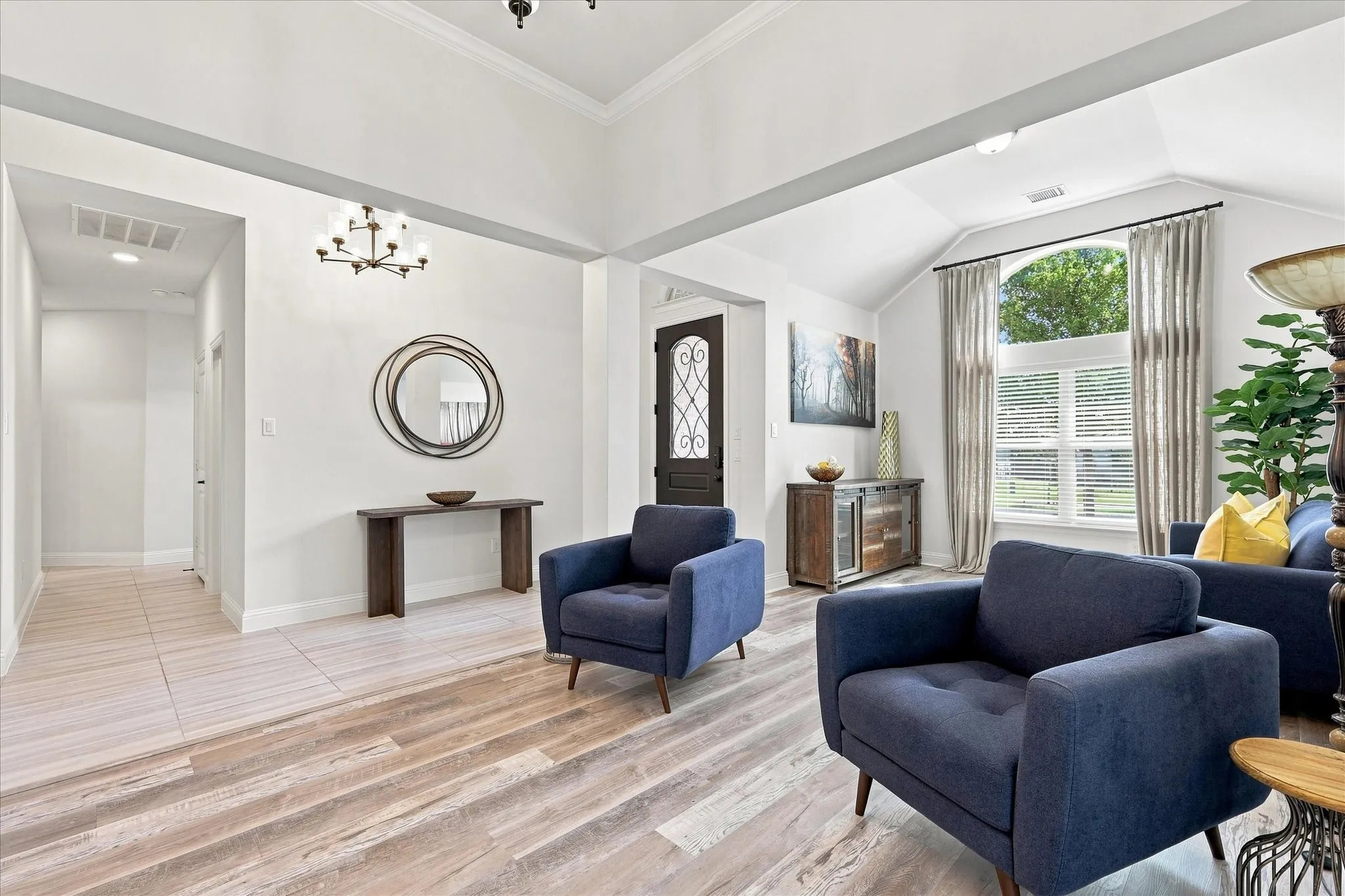 Single Family Residence For Sale in Ellis County , 1863 Silver Birch Road, Waxahachie, Texas 75165, 4 Bedroom, 3 Bathroom, 2 Garage spaces, 2,460 Sqft, built in 2024, mls#21357076, Real Estate Agent in Waxahachie, Homes For Sale in Ellis county, Homes For Sale in Waxahachie, Realtor in Waxahachie Texas, Real Estate Brokerage Independent Realty Texas, Luminita Cordes Realtor