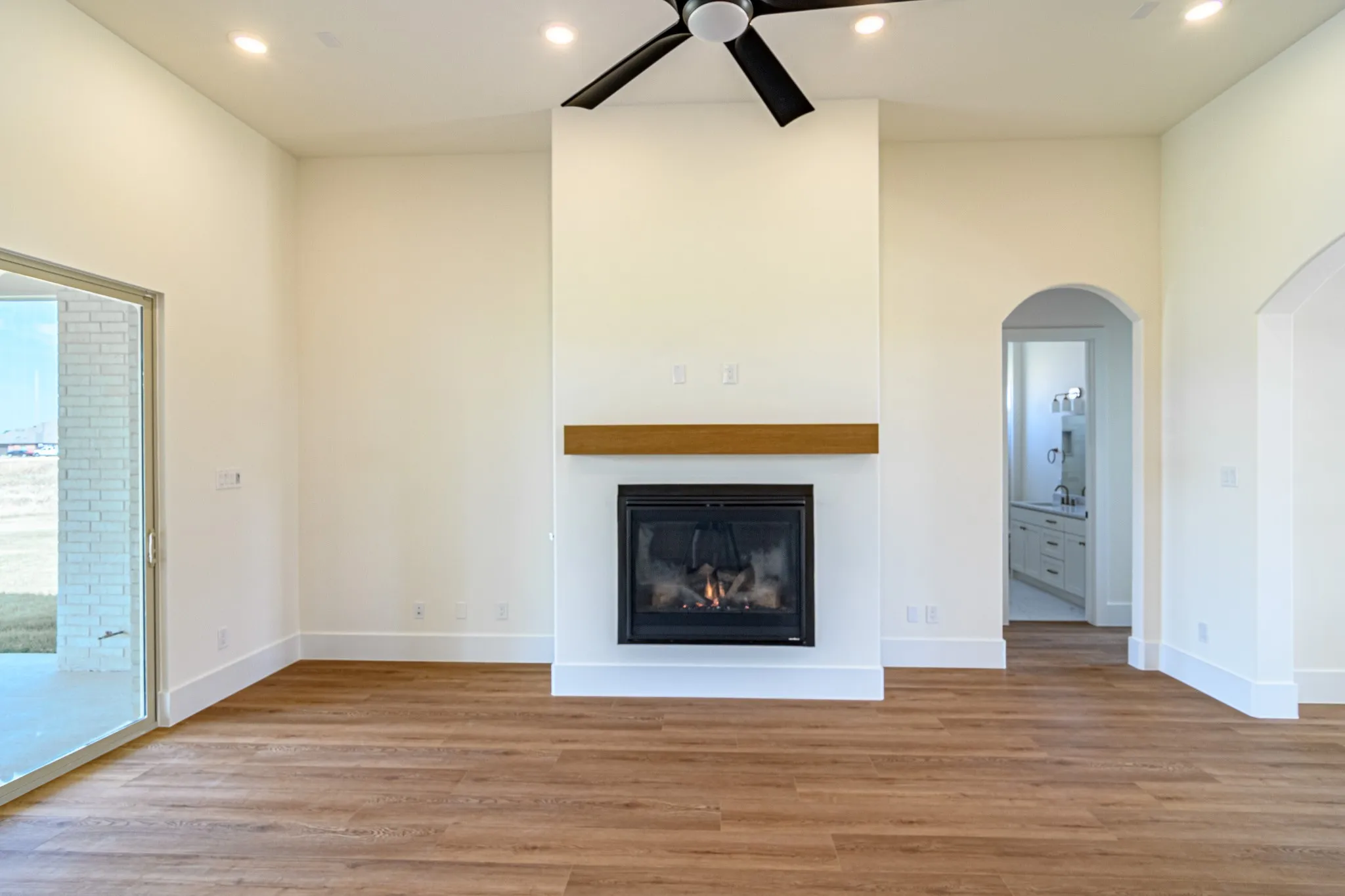 Single Family Residence For Sale in Hunt County , 5916 E Sky Hawk Trail, Royse City, Texas 75189, 5 Bedroom, 4 Bathroom, 2 Garage spaces, 2,768 Sqft, built in 2026, mls#21359206, Real Estate Agent in Royse City, Homes For Sale in Hunt county, Homes For Sale in Royse City, Realtor in Royse City Texas, Real Estate Brokerage Independent Realty Texas, Luminita Cordes Realtor