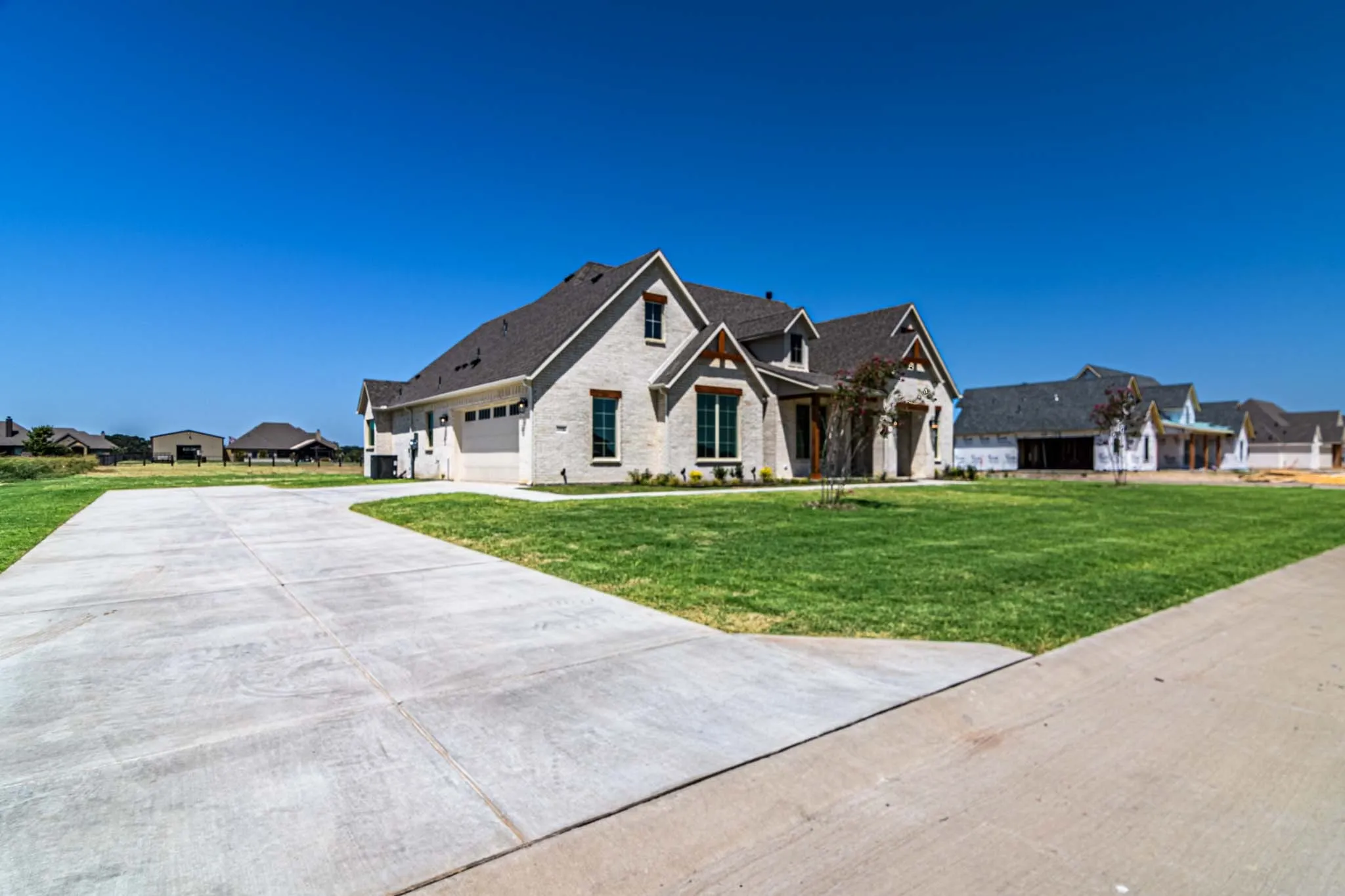 Single Family Residence For Sale in Hunt County , 5916 E Sky Hawk Trail, Royse City, Texas 75189, 5 Bedroom, 4 Bathroom, 2 Garage spaces, 2,768 Sqft, built in 2026, mls#21359206, Real Estate Agent in Royse City, Homes For Sale in Hunt county, Homes For Sale in Royse City, Realtor in Royse City Texas, Real Estate Brokerage Independent Realty Texas, Luminita Cordes Realtor