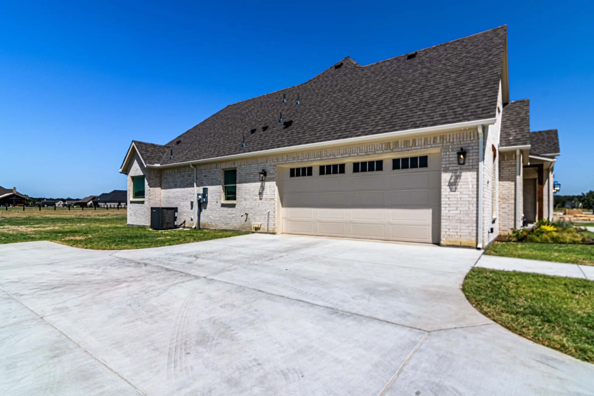 Single Family Residence For Sale in Hunt County , 5916 E Sky Hawk Trail, Royse City, Texas 75189, 5 Bedroom, 4 Bathroom, 2 Garage spaces, 2,768 Sqft, built in 2026, mls#21359206, Real Estate Agent in Royse City, Homes For Sale in Hunt county, Homes For Sale in Royse City, Realtor in Royse City Texas, Real Estate Brokerage Independent Realty Texas, Luminita Cordes Realtor