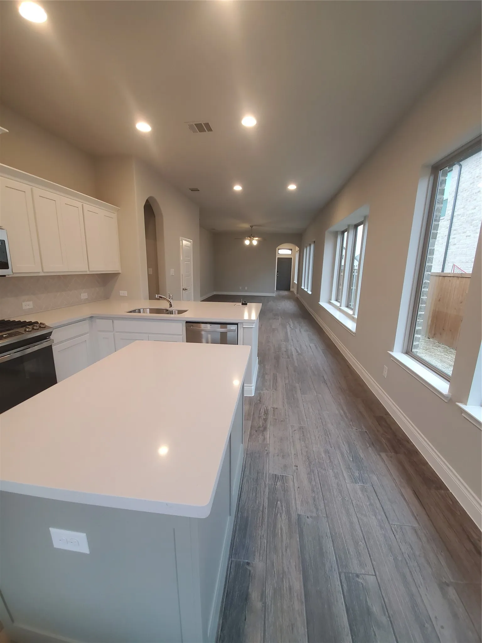 Single Family Residence For Rent in Kaufman County , 2321 Birdwell Cove, Forney, Texas 75126, 3 Bedroom, 2 Bathroom, 2 Garage spaces, 1,710 Sqft, built in 2020, mls#21356991, Real Estate Agent in Forney, Homes For Rent in Kaufman county, Homes For Rent in Forney, Realtor in Forney Texas, Real Estate Brokerage Independent Realty Texas, Luminita Cordes Realtor