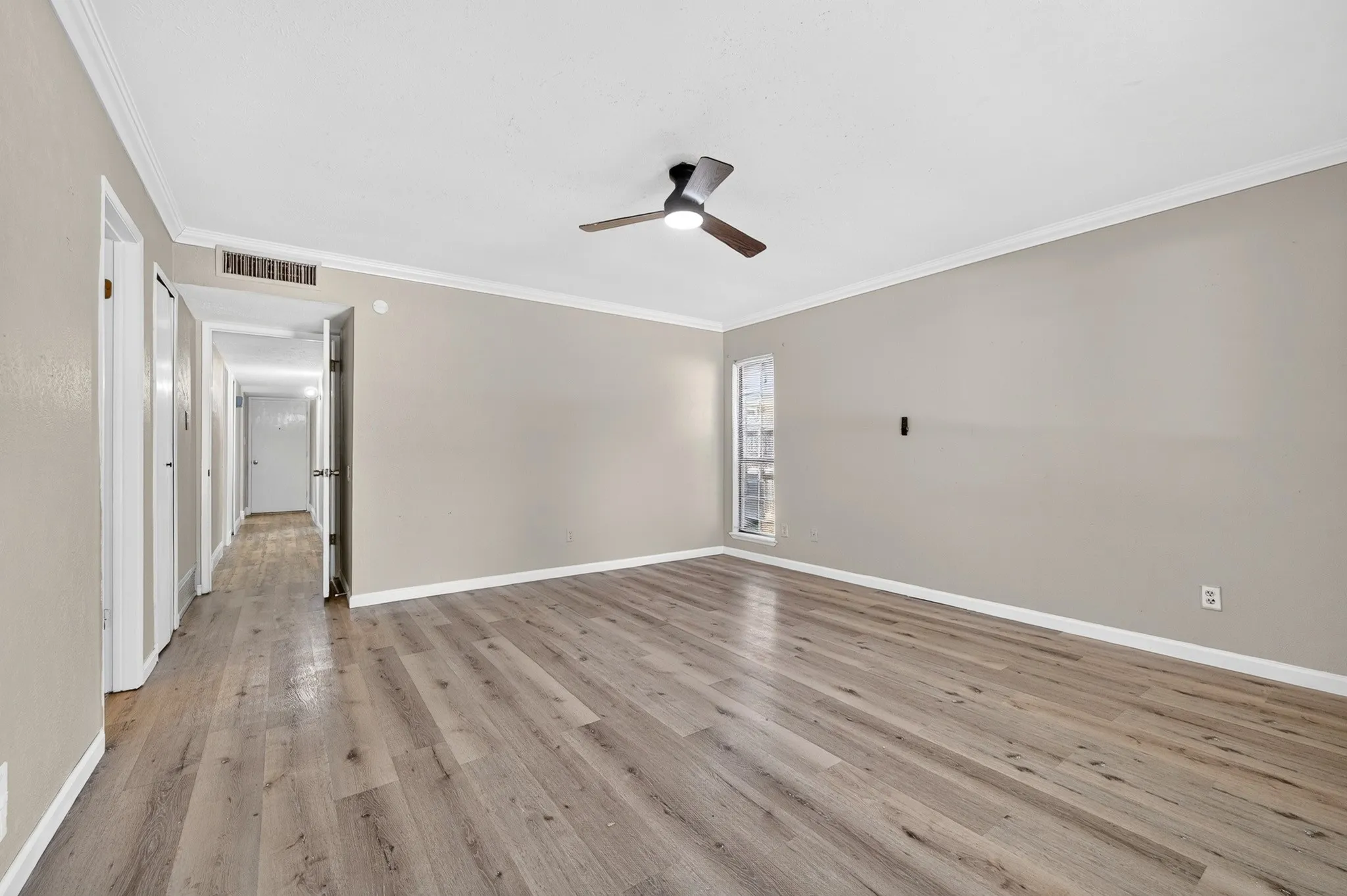 Single Family Residence For Sale in Dallas County , 247 Woodhurst Drive, Coppell, Texas 75019, 3 Bedroom, 2 Bathroom, 2 Garage spaces, 1,963 Sqft, built in 1979, mls#21359589, Real Estate Agent in Coppell, Homes For Sale in Dallas county, Homes For Sale in Coppell, Realtor in Coppell Texas, Real Estate Brokerage Independent Realty Texas, Luminita Cordes Realtor
