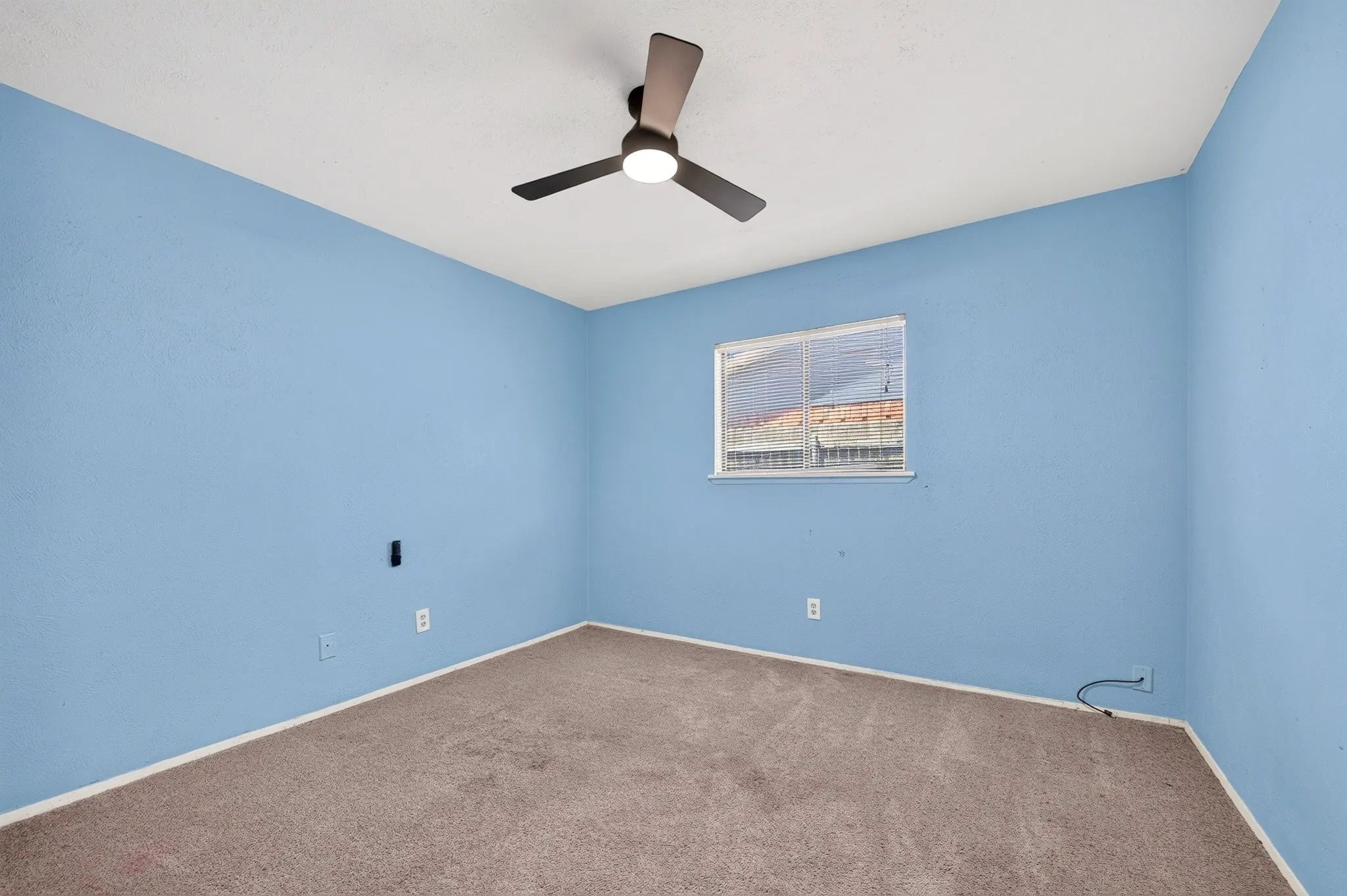 Single Family Residence For Sale in Dallas County , 247 Woodhurst Drive, Coppell, Texas 75019, 3 Bedroom, 2 Bathroom, 2 Garage spaces, 1,963 Sqft, built in 1979, mls#21359589, Real Estate Agent in Coppell, Homes For Sale in Dallas county, Homes For Sale in Coppell, Realtor in Coppell Texas, Real Estate Brokerage Independent Realty Texas, Luminita Cordes Realtor