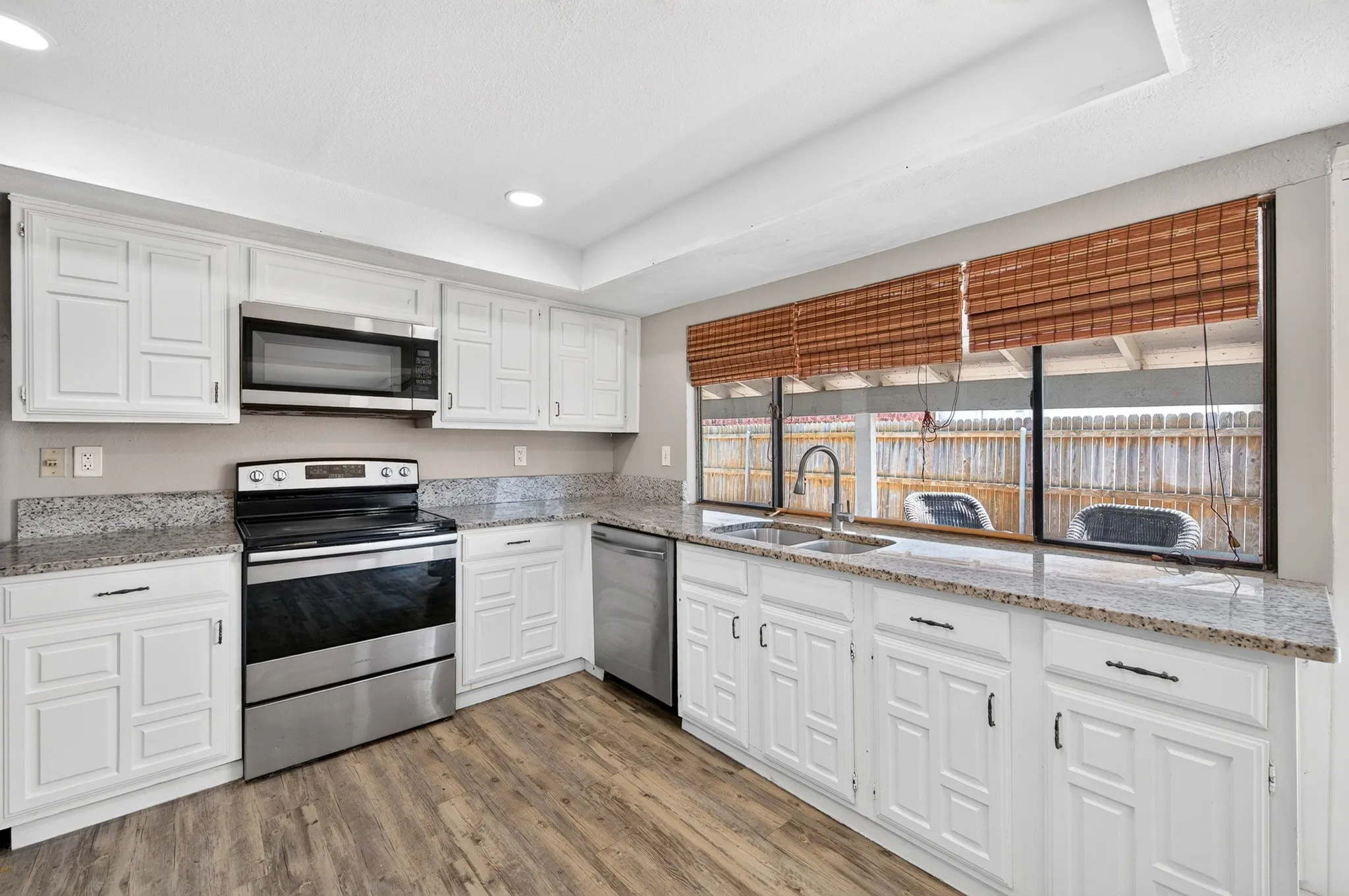 Single Family Residence For Sale in Dallas County , 247 Woodhurst Drive, Coppell, Texas 75019, 3 Bedroom, 2 Bathroom, 2 Garage spaces, 1,963 Sqft, built in 1979, mls#21359589, Real Estate Agent in Coppell, Homes For Sale in Dallas county, Homes For Sale in Coppell, Realtor in Coppell Texas, Real Estate Brokerage Independent Realty Texas, Luminita Cordes Realtor