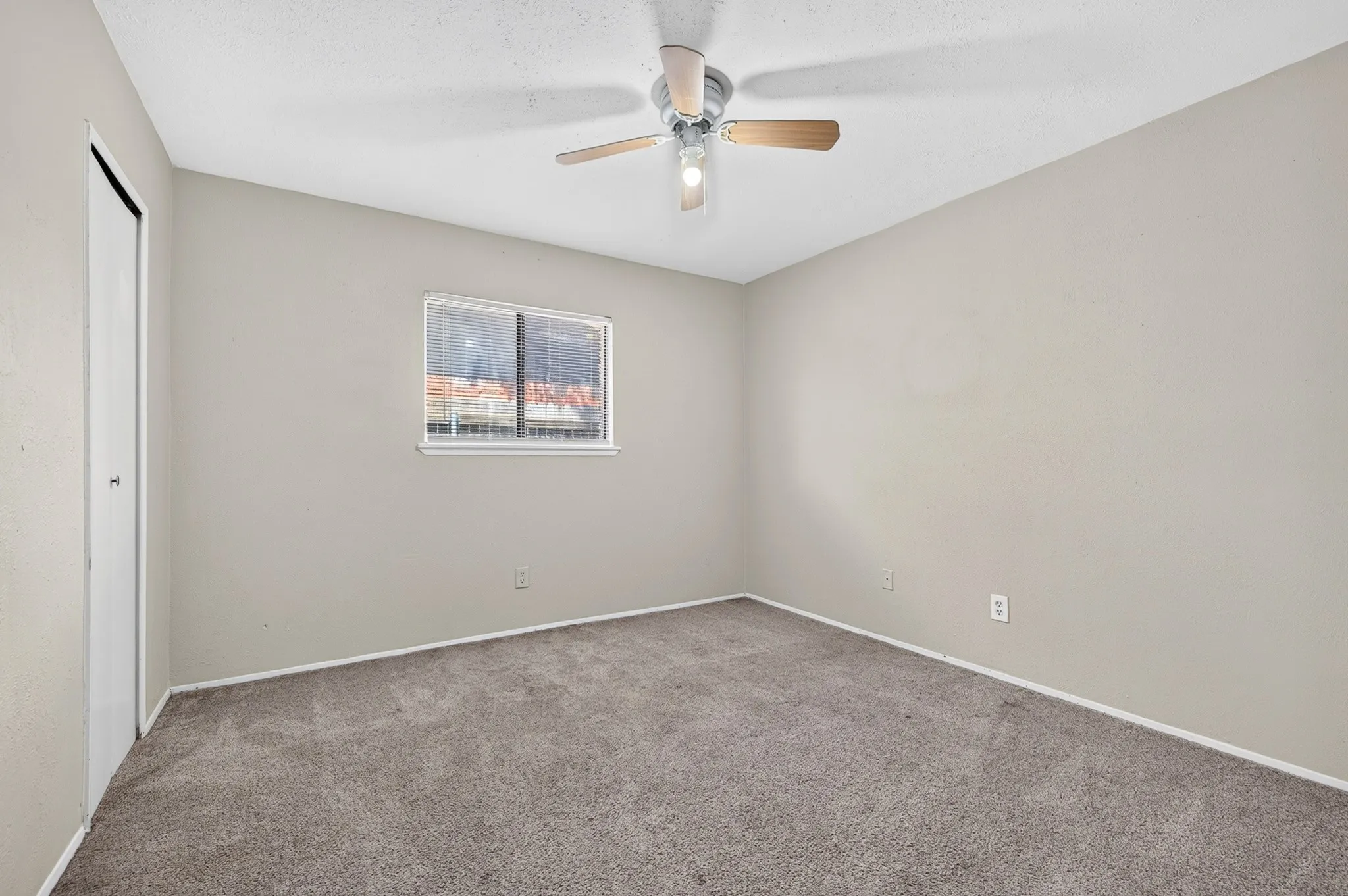 Single Family Residence For Sale in Dallas County , 247 Woodhurst Drive, Coppell, Texas 75019, 3 Bedroom, 2 Bathroom, 2 Garage spaces, 1,963 Sqft, built in 1979, mls#21359589, Real Estate Agent in Coppell, Homes For Sale in Dallas county, Homes For Sale in Coppell, Realtor in Coppell Texas, Real Estate Brokerage Independent Realty Texas, Luminita Cordes Realtor