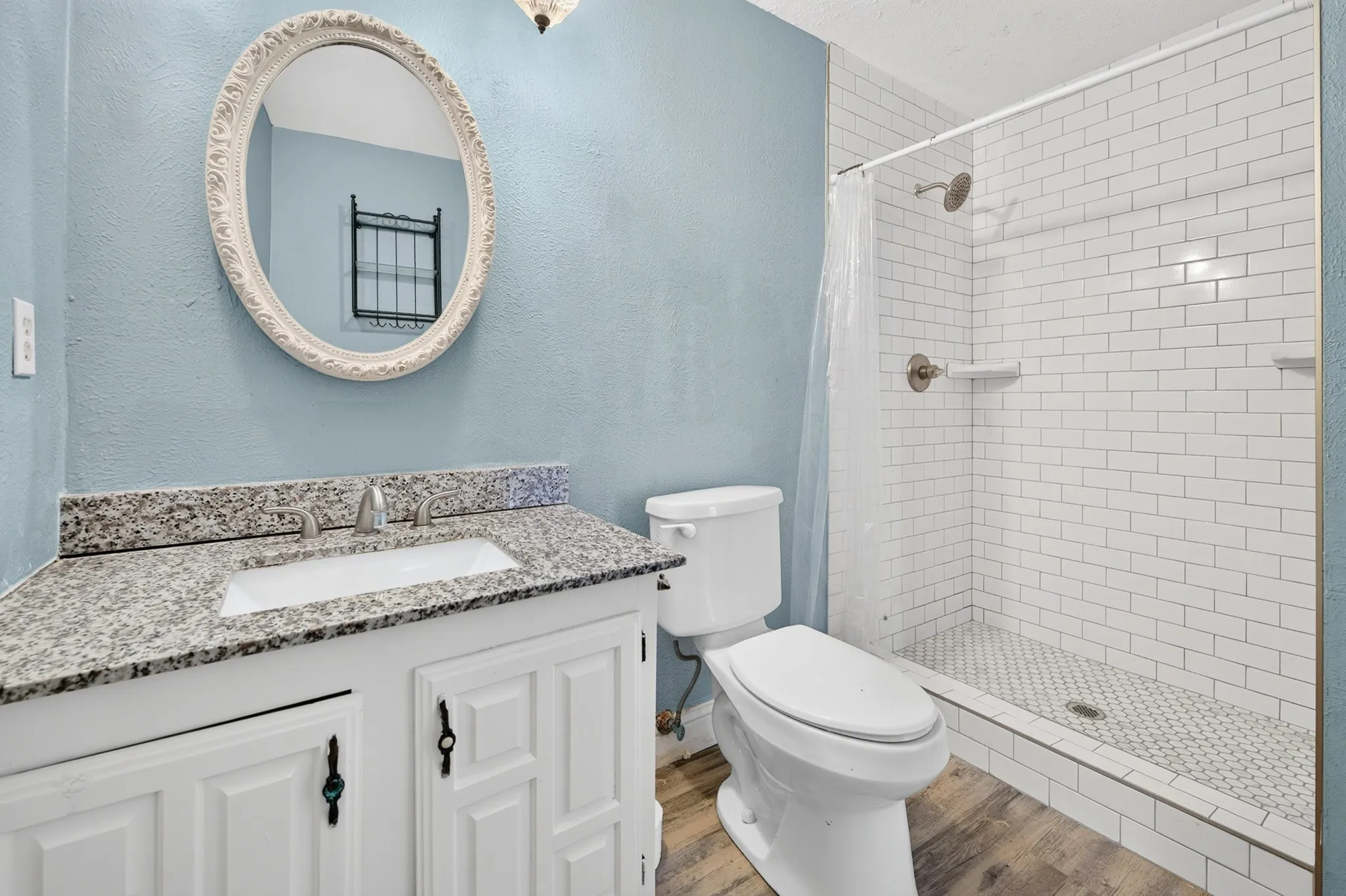 Single Family Residence For Sale in Dallas County , 247 Woodhurst Drive, Coppell, Texas 75019, 3 Bedroom, 2 Bathroom, 2 Garage spaces, 1,963 Sqft, built in 1979, mls#21359589, Real Estate Agent in Coppell, Homes For Sale in Dallas county, Homes For Sale in Coppell, Realtor in Coppell Texas, Real Estate Brokerage Independent Realty Texas, Luminita Cordes Realtor
