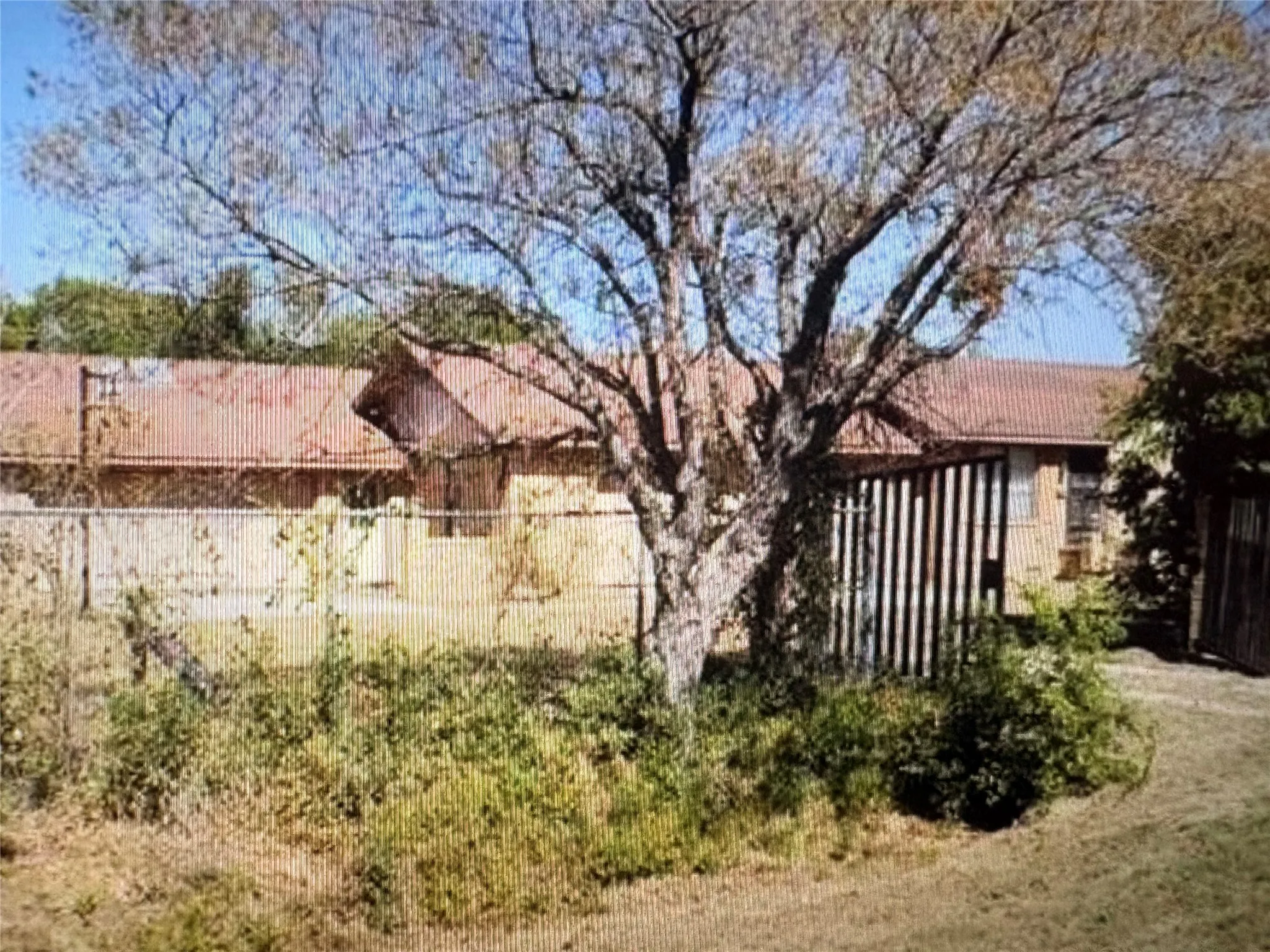 Single Family Residence For Sale in Wise County , 813 E Highway 114, Boyd, Texas 76023, 4 Bedroom, 3 Bathroom, 2 Garage spaces, 2,849 Sqft, built in 1985, Price $325,000, mls#21359590, Real Estate Agent in Boyd, Homes For Sale in Wise county, Homes For Sale in Boyd, Realtor in Boyd Texas, Real Estate Brokerage Independent Realty Texas, Luminita Cordes Realtor