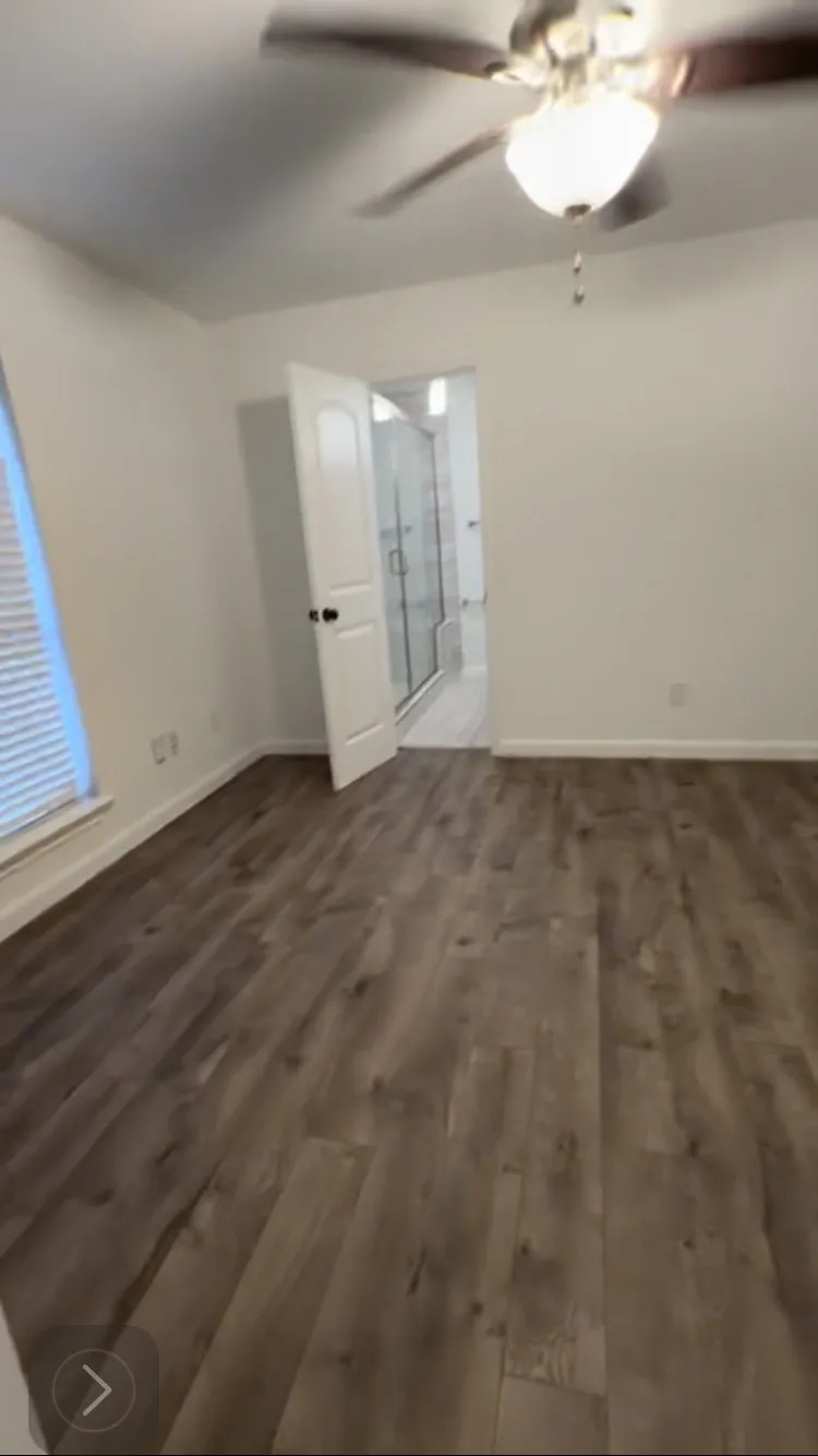 Duplex For Rent in Dallas County , 206 Matt Place, Grand Prairie, Texas 75051, 2 Bedroom, 2 Bathroom, Garage spaces, 1,150 Sqft, built in 1983, mls#21359601, Real Estate Agent in Grand Prairie, Homes For Rent in Dallas county, Homes For Rent in Grand Prairie, Realtor in Grand Prairie Texas, Real Estate Brokerage Independent Realty Texas, Luminita Cordes Realtor
