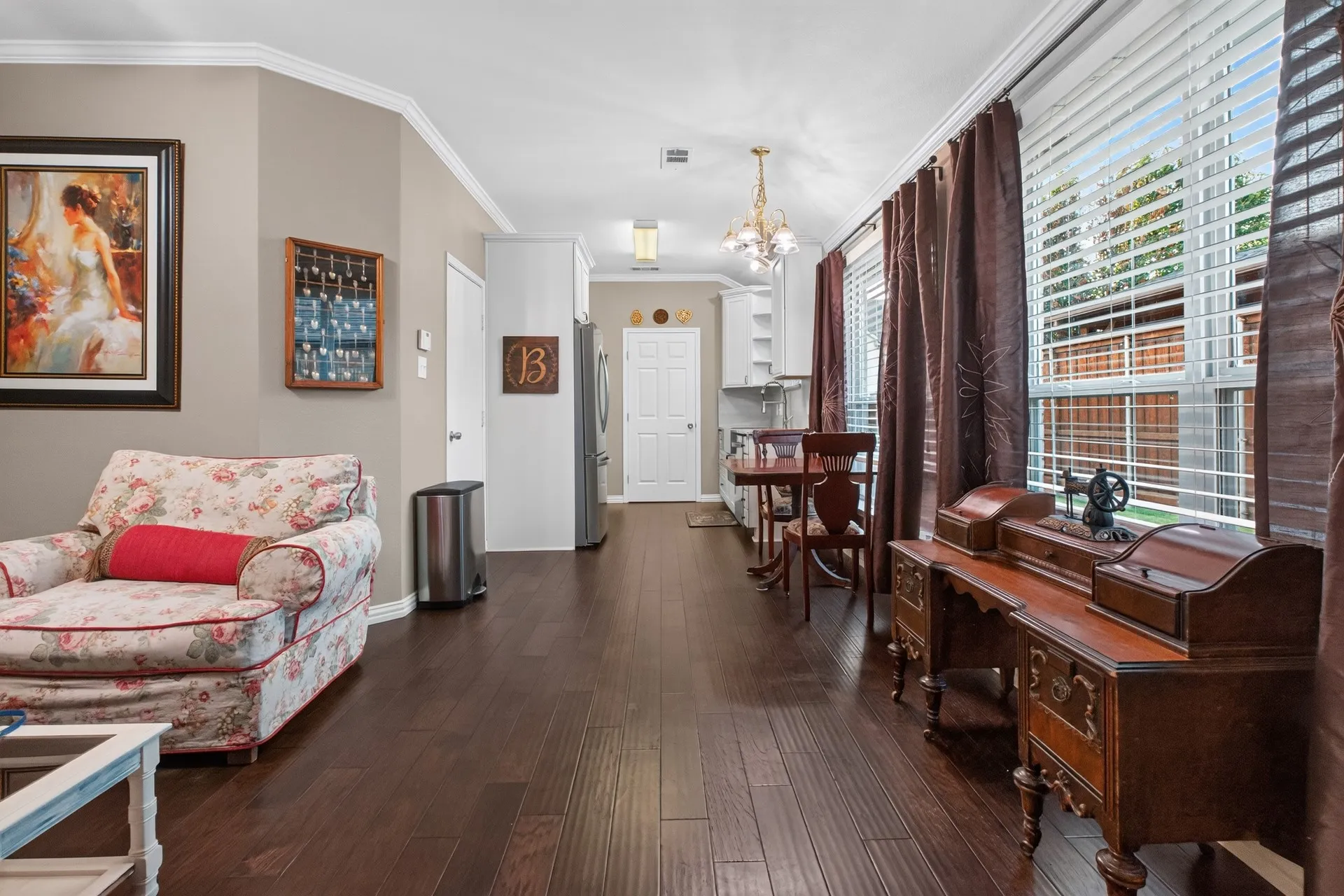 Single Family Residence For Sale in Collin County , 321 Pemberton Drive, Wylie, Texas 75098, 2 Bedroom, 2 Bathroom, 2 Garage spaces, 1,083 Sqft, built in 2003, mls#21359399, Real Estate Agent in Wylie, Homes For Sale in Collin county, Homes For Sale in Wylie, Realtor in Wylie Texas, Real Estate Brokerage Independent Realty Texas, Luminita Cordes Realtor