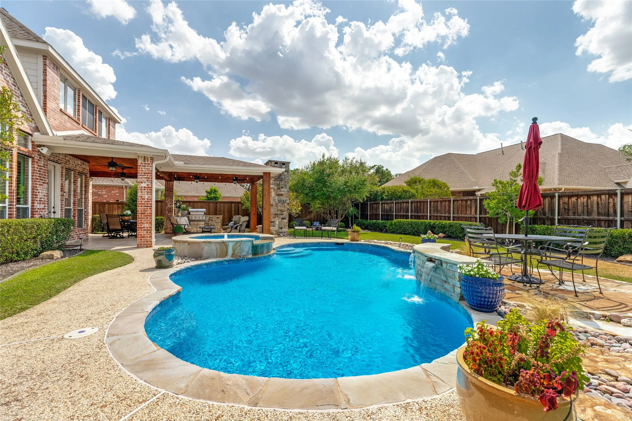 Single Family Residence For Sale in Collin County , 1904 Savannah Drive, Mc Kinney, Texas 75072, 4 Bedroom, 5 Bathroom, 3 Garage spaces, 3,860 Sqft, built in 1999, mls#21356065, Real Estate Agent in Mc Kinney, Homes For Sale in Collin county, Homes For Sale in Mc Kinney, Realtor in Mc Kinney Texas, Real Estate Brokerage Independent Realty Texas, Luminita Cordes Realtor