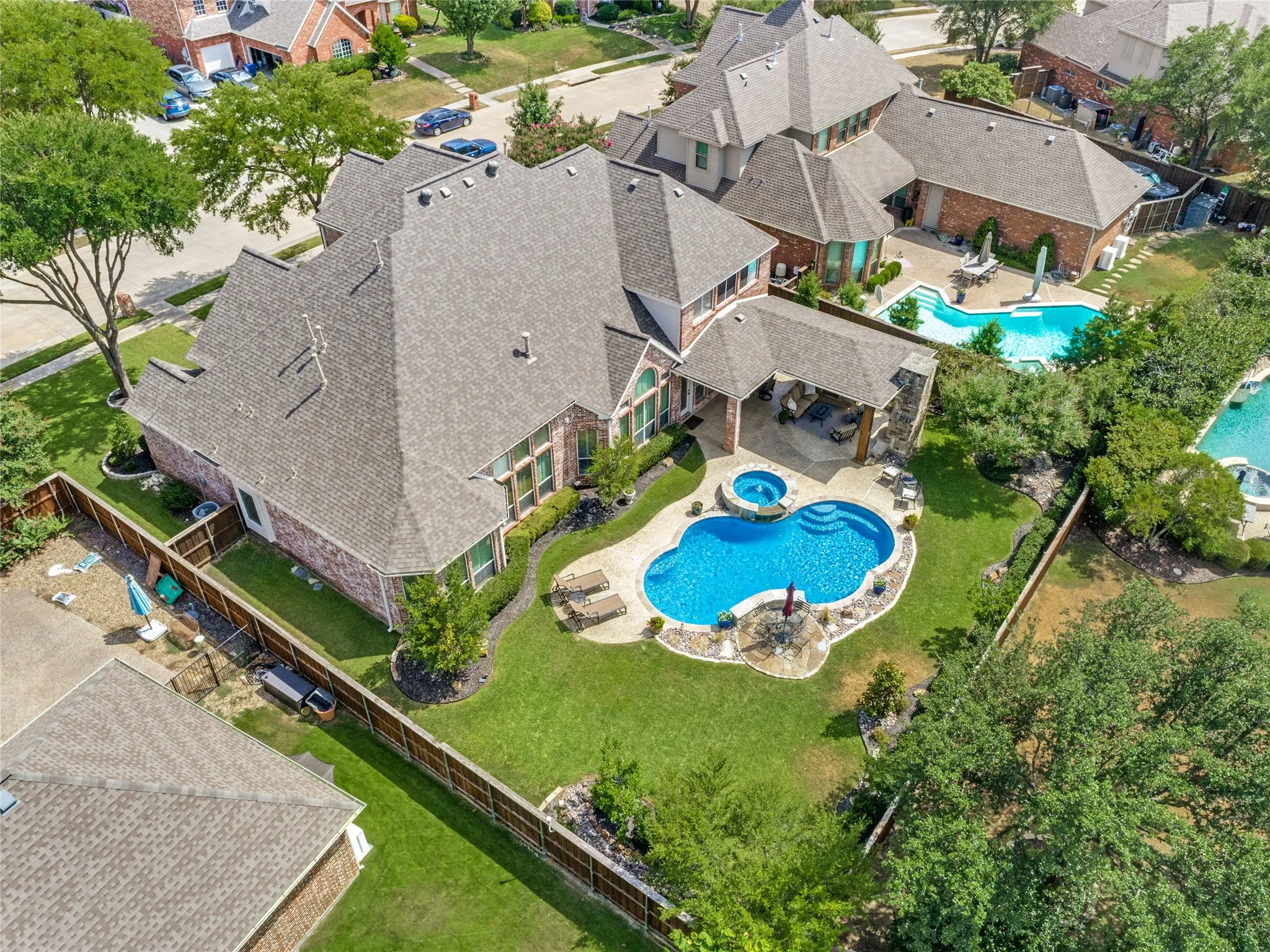 Single Family Residence For Sale in Collin County , 1904 Savannah Drive, Mc Kinney, Texas 75072, 4 Bedroom, 5 Bathroom, 3 Garage spaces, 3,860 Sqft, built in 1999, mls#21356065, Real Estate Agent in Mc Kinney, Homes For Sale in Collin county, Homes For Sale in Mc Kinney, Realtor in Mc Kinney Texas, Real Estate Brokerage Independent Realty Texas, Luminita Cordes Realtor