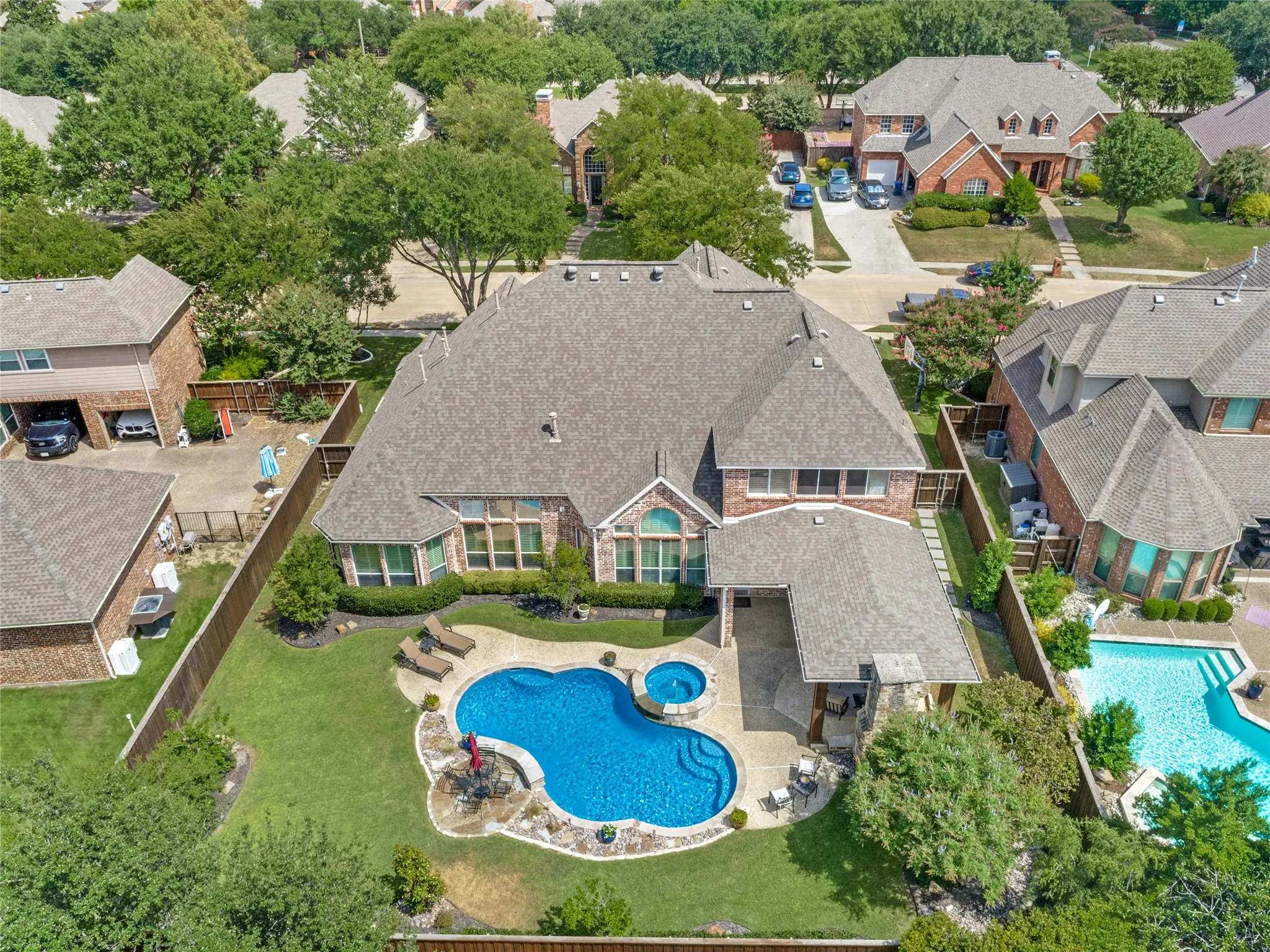 Single Family Residence For Sale in Collin County , 1904 Savannah Drive, Mc Kinney, Texas 75072, 4 Bedroom, 5 Bathroom, 3 Garage spaces, 3,860 Sqft, built in 1999, mls#21356065, Real Estate Agent in Mc Kinney, Homes For Sale in Collin county, Homes For Sale in Mc Kinney, Realtor in Mc Kinney Texas, Real Estate Brokerage Independent Realty Texas, Luminita Cordes Realtor