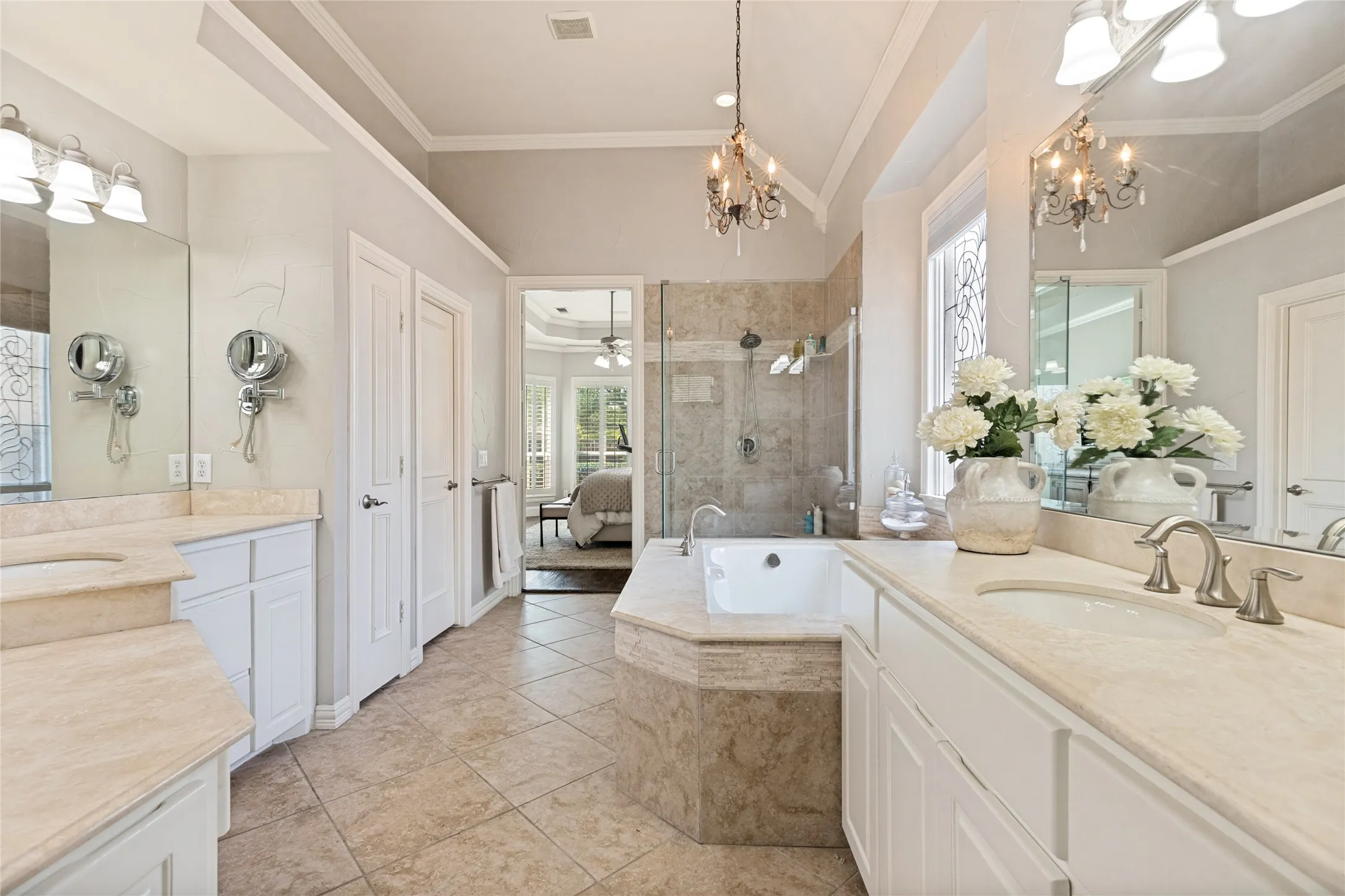 Single Family Residence For Sale in Collin County , 1904 Savannah Drive, Mc Kinney, Texas 75072, 4 Bedroom, 5 Bathroom, 3 Garage spaces, 3,860 Sqft, built in 1999, mls#21356065, Real Estate Agent in Mc Kinney, Homes For Sale in Collin county, Homes For Sale in Mc Kinney, Realtor in Mc Kinney Texas, Real Estate Brokerage Independent Realty Texas, Luminita Cordes Realtor