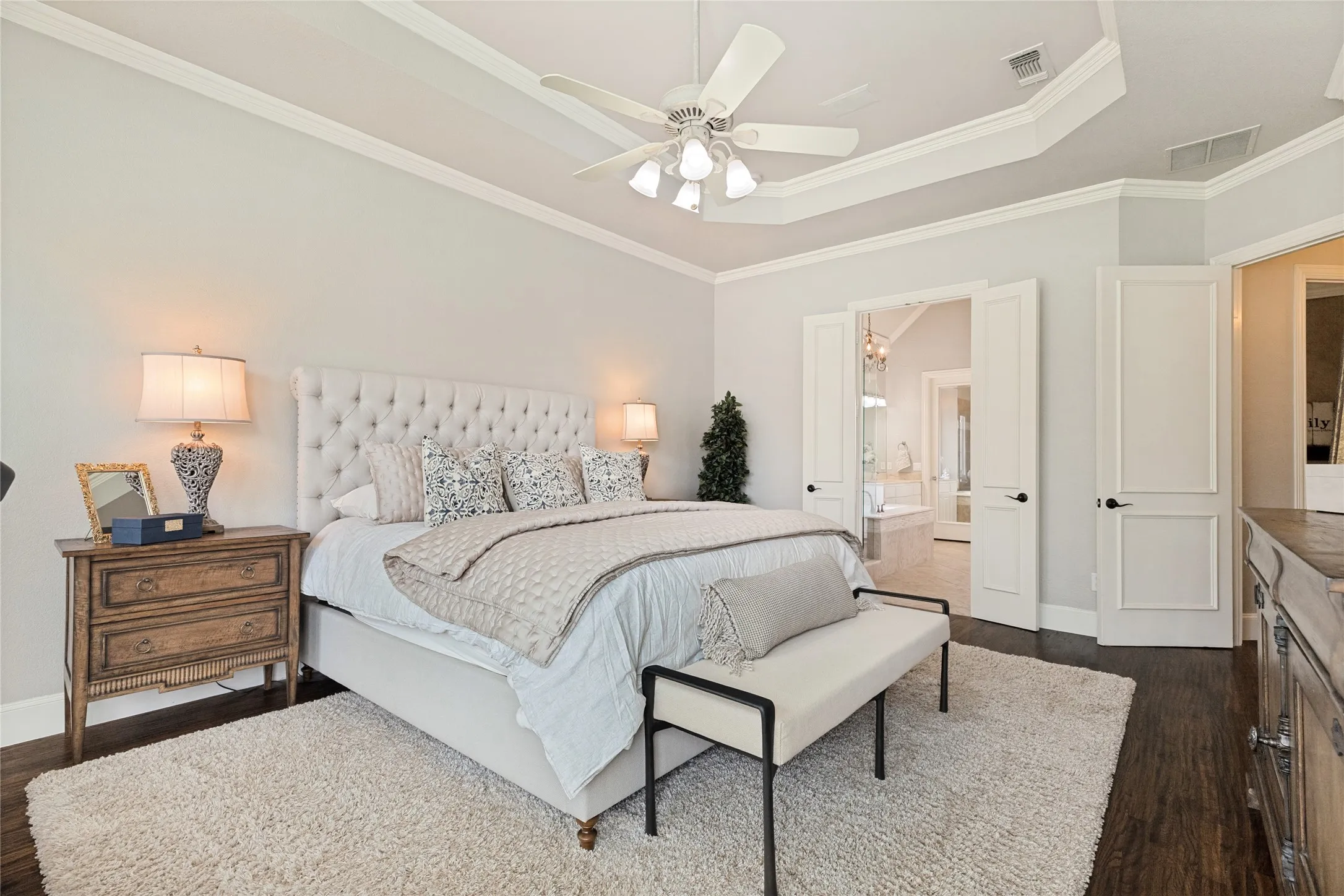 Single Family Residence For Sale in Collin County , 1904 Savannah Drive, Mc Kinney, Texas 75072, 4 Bedroom, 5 Bathroom, 3 Garage spaces, 3,860 Sqft, built in 1999, mls#21356065, Real Estate Agent in Mc Kinney, Homes For Sale in Collin county, Homes For Sale in Mc Kinney, Realtor in Mc Kinney Texas, Real Estate Brokerage Independent Realty Texas, Luminita Cordes Realtor