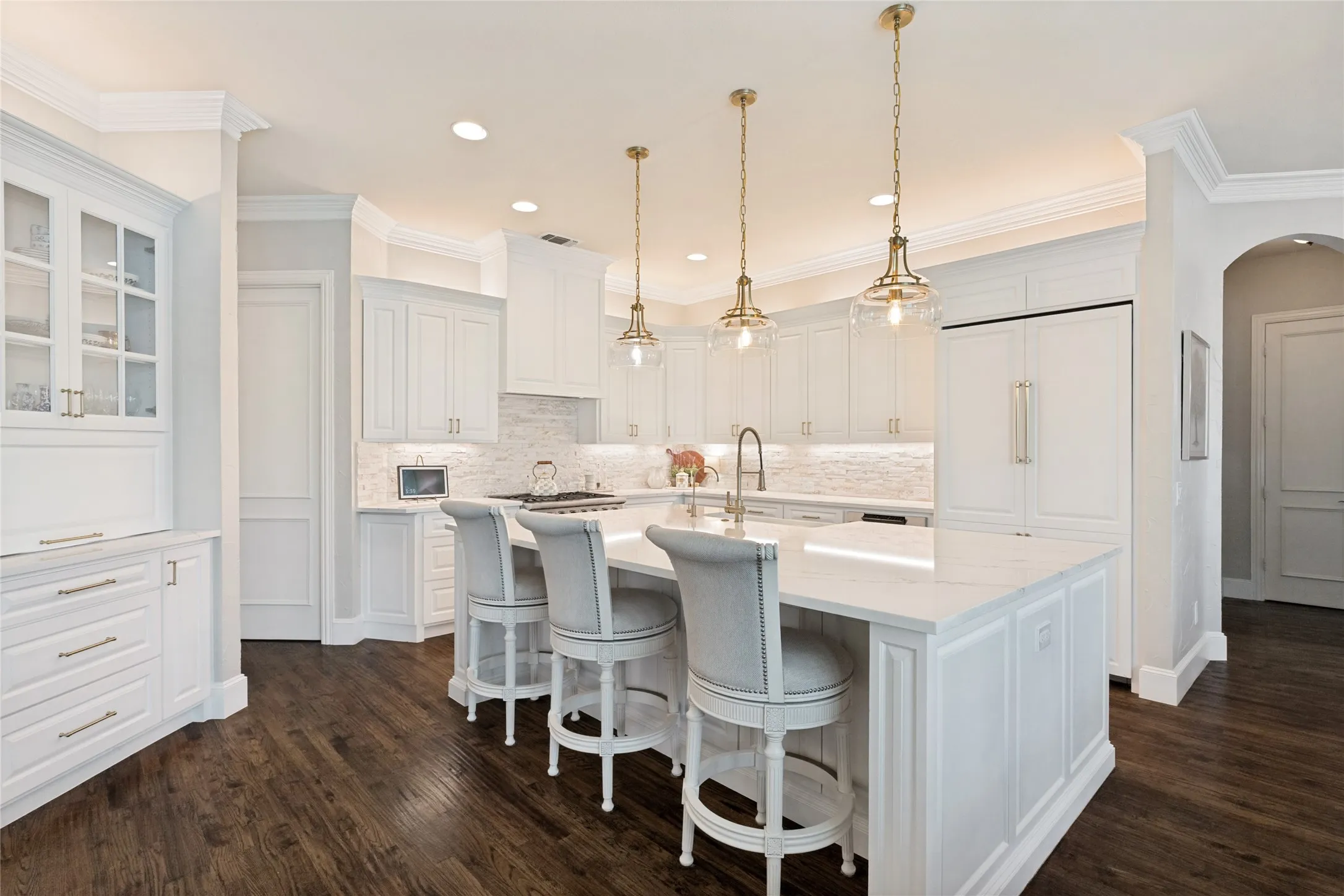 Single Family Residence For Sale in Collin County , 1904 Savannah Drive, Mc Kinney, Texas 75072, 4 Bedroom, 5 Bathroom, 3 Garage spaces, 3,860 Sqft, built in 1999, mls#21356065, Real Estate Agent in Mc Kinney, Homes For Sale in Collin county, Homes For Sale in Mc Kinney, Realtor in Mc Kinney Texas, Real Estate Brokerage Independent Realty Texas, Luminita Cordes Realtor
