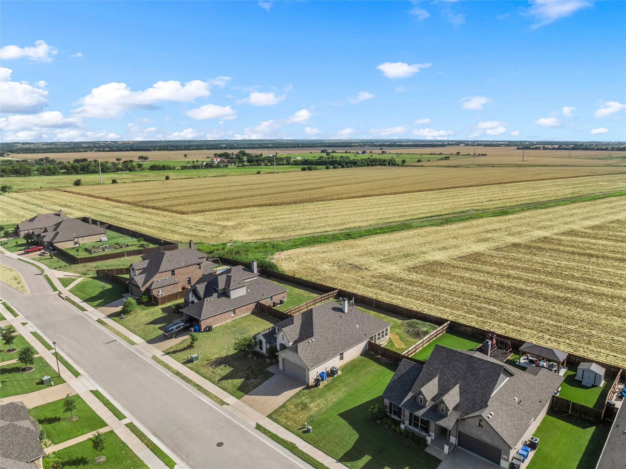 Single Family Residence For Sale in Mc Lennan County , 336 Oak Meadow Trail, Waco, Texas 76657, 4 Bedroom, 2 Bathroom, 2 Garage spaces, 2,222 Sqft, built in 2021, mls#21353725, Real Estate Agent in Waco, Homes For Sale in Mc Lennan county, Homes For Sale in Waco, Realtor in Waco Texas, Real Estate Brokerage Independent Realty Texas, Luminita Cordes Realtor